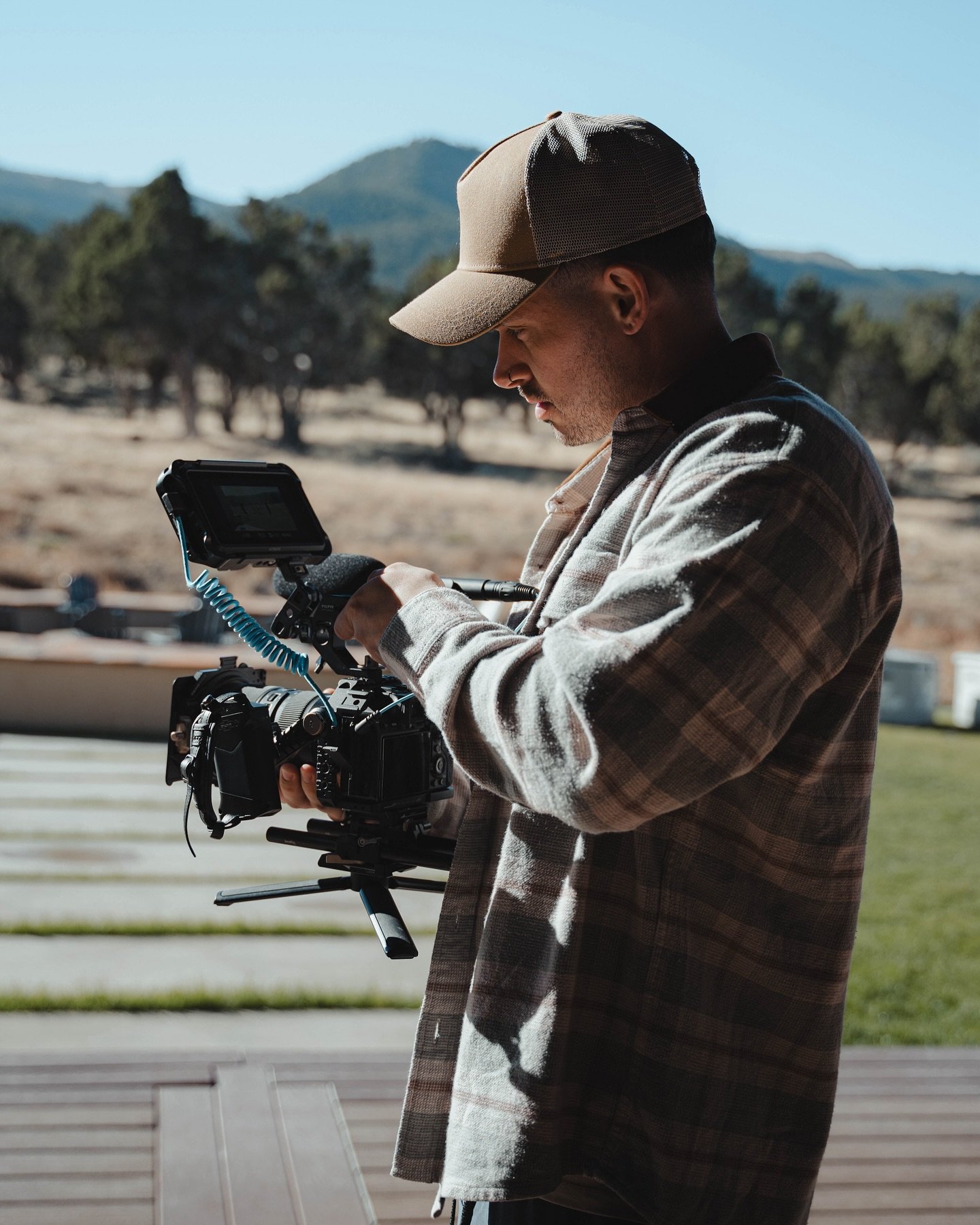 First 2 days Utah Lock-In Event and we are locked in with capturing this community of Leaders and 40+ entrepreneurs 

Grabbing Testimonials, Golden Nugget Tips and all the flix and candids this community experiences and offers to create one heck of a