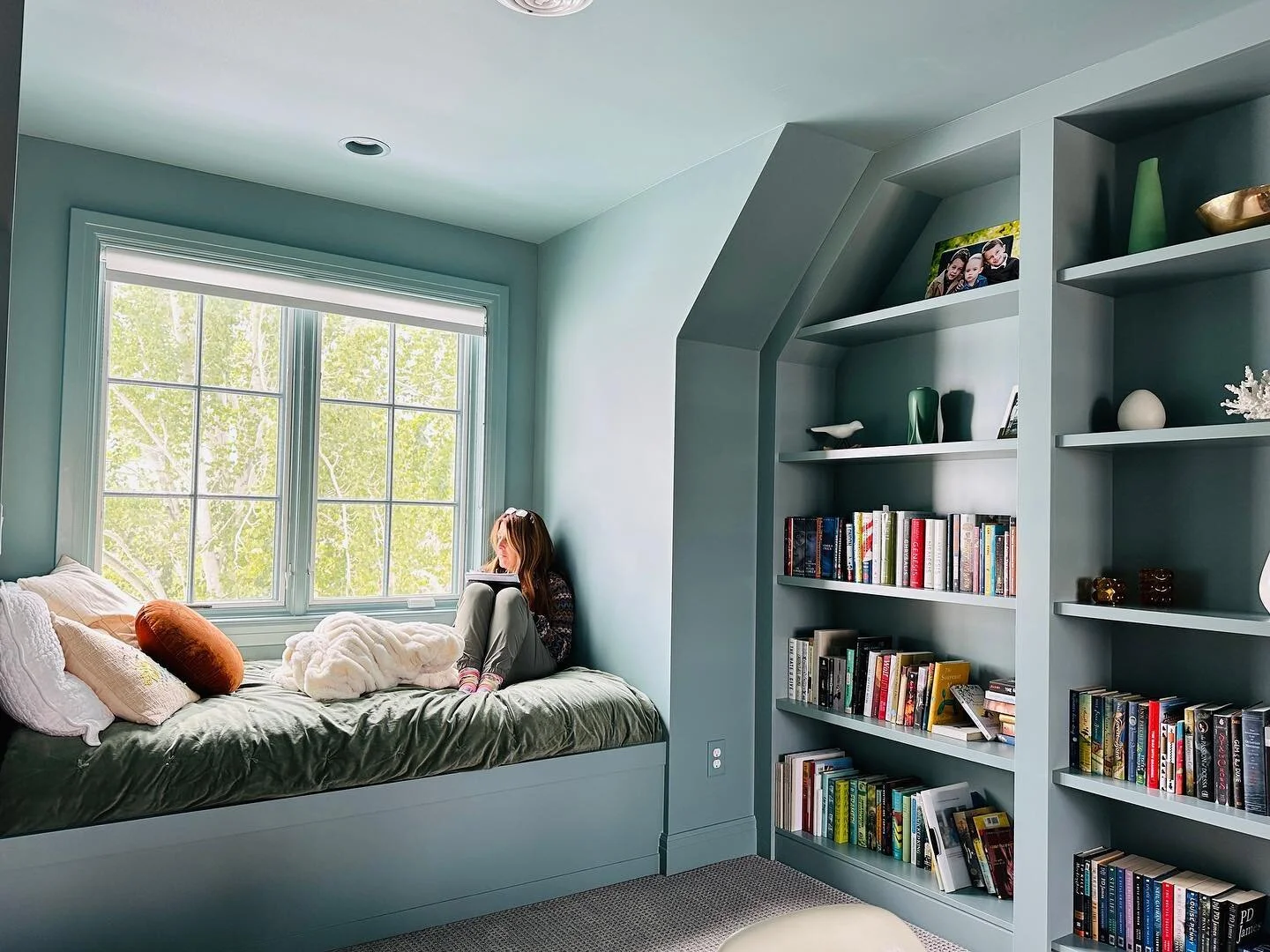 Come create something beautiful with us. Spots still available for our March 1-5 retreat. DM for more details. #writingretreat