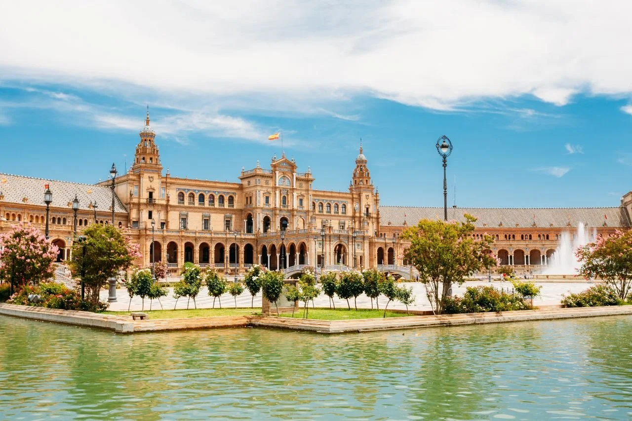 Best Hotels in Seville and Private Tours to Book