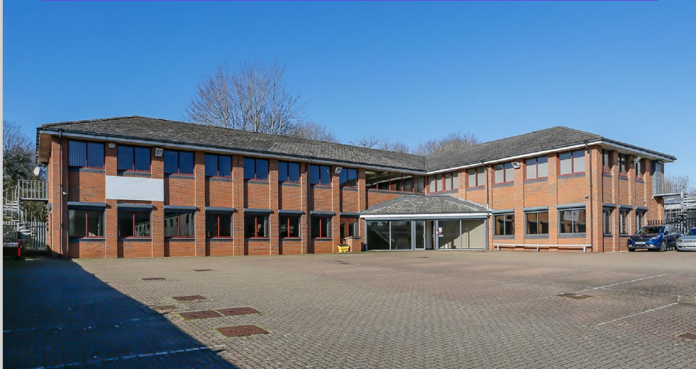 TO LET - INCUHIVE BASINGSTOKE @ BRUNEL HOUSE