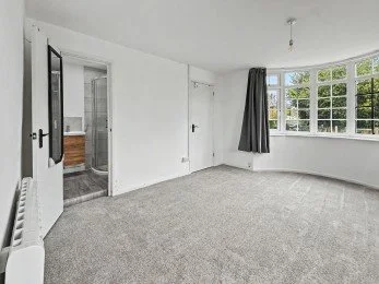 Bedroom.jpg