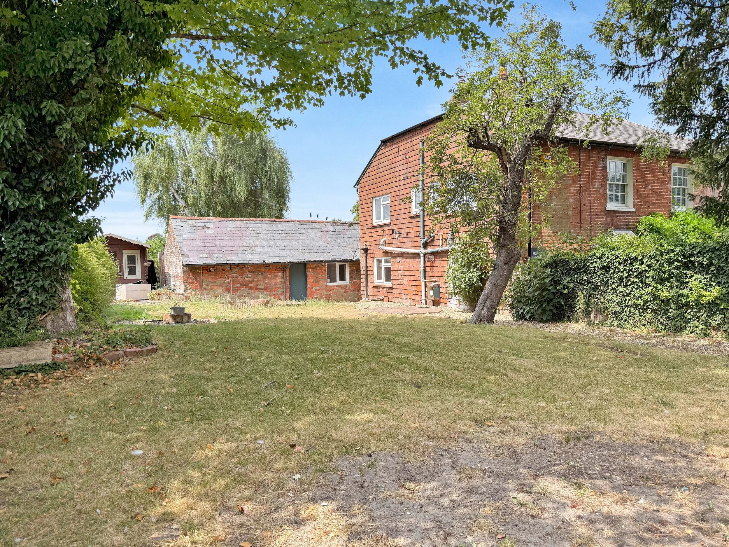 Exterior Side.jpg