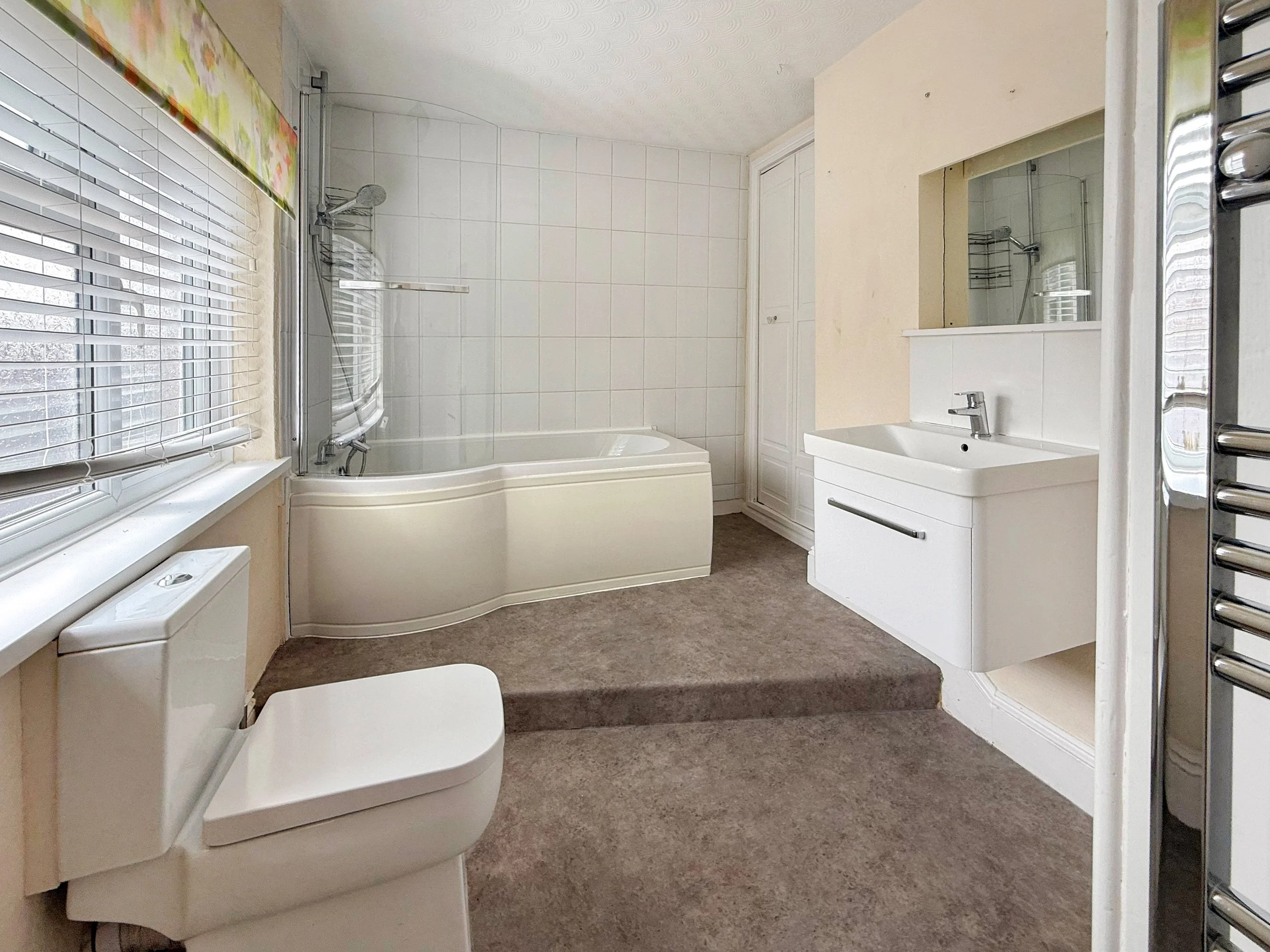Family Bathroom.jpg