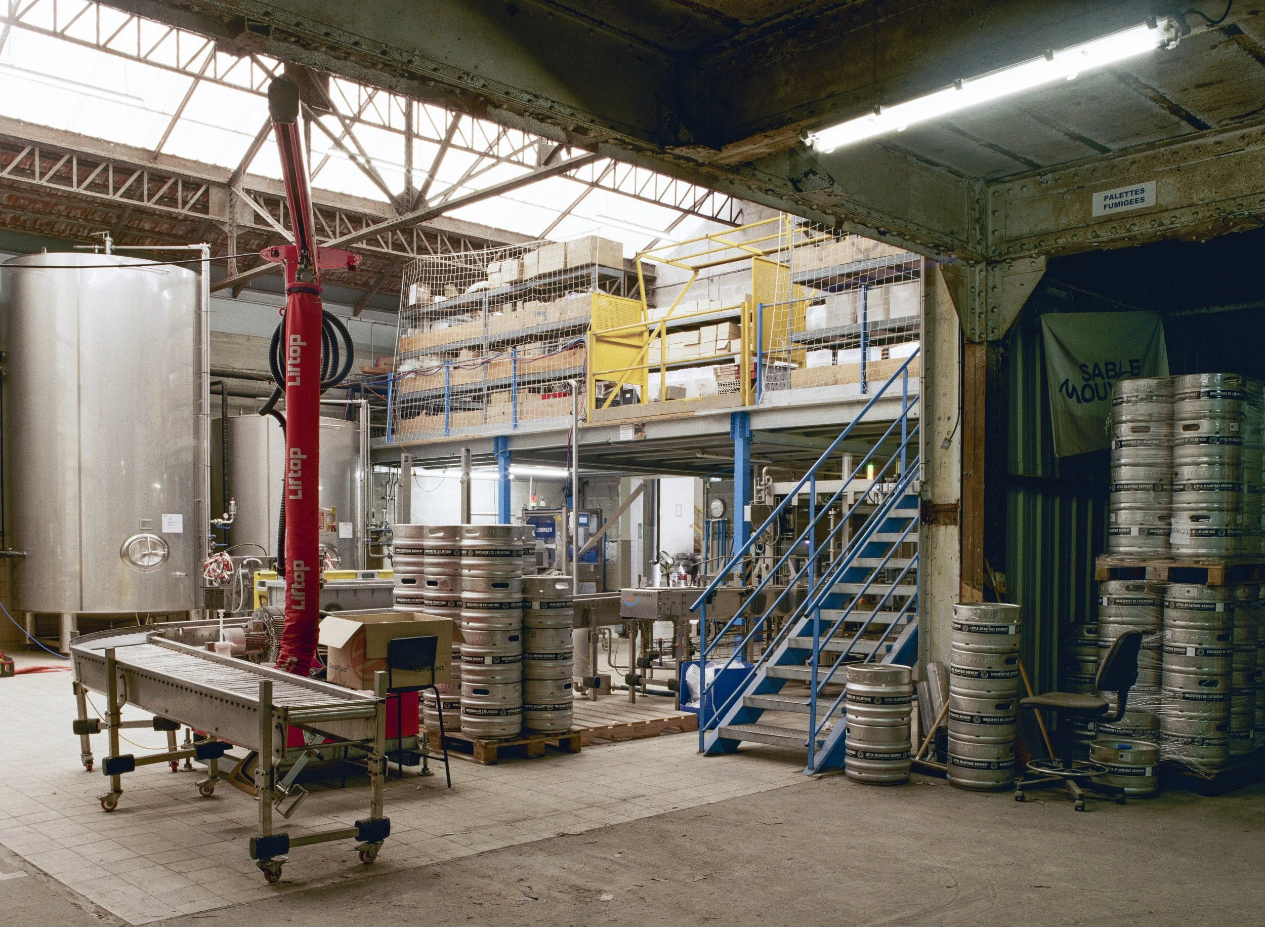 little-atlantique-brewery-reportage-architecture-9.jpg
