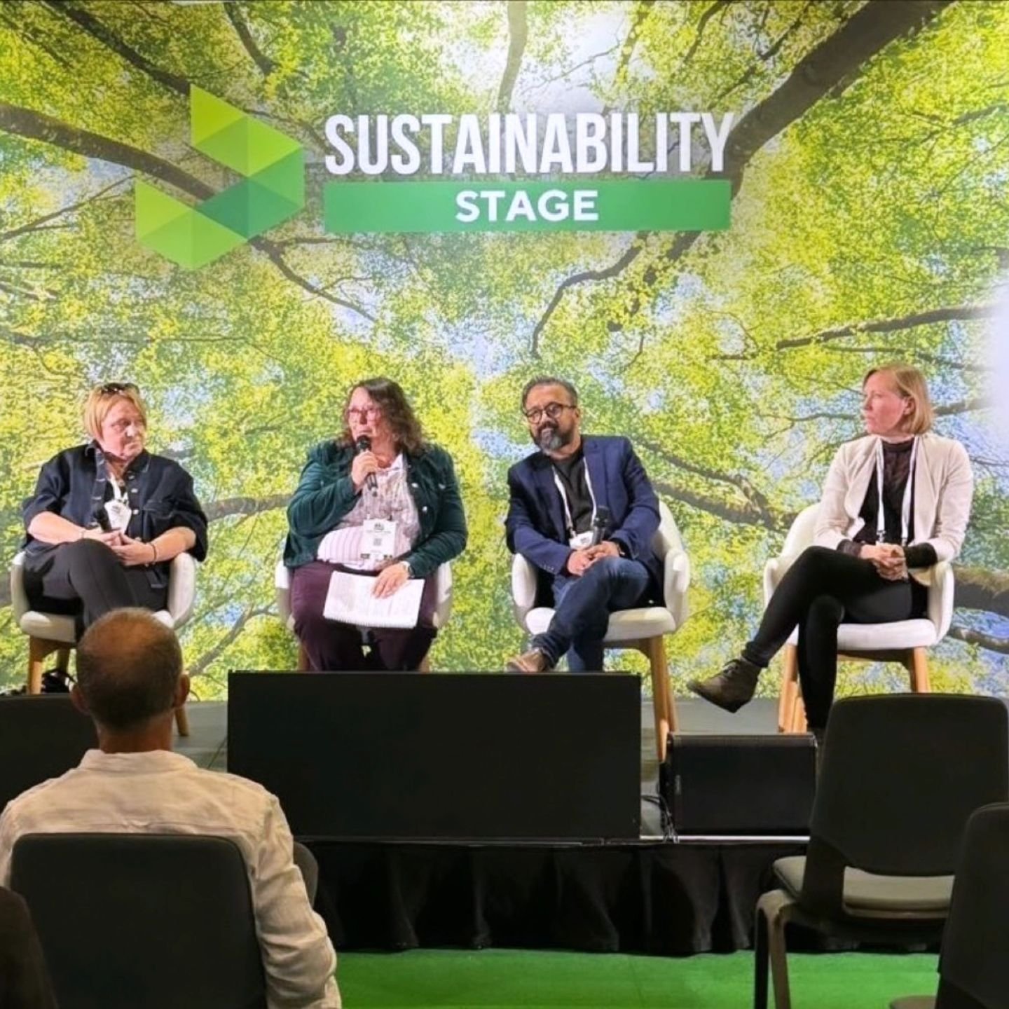 Had so much fun at Build Expo 2024 and was honoured to be on stage with a bunch of inspiring panelists yesterday! Thank you to everyone who approached me for a chat about biophilic design, sustainability and our joined passion for good design 😍🥳🏡?