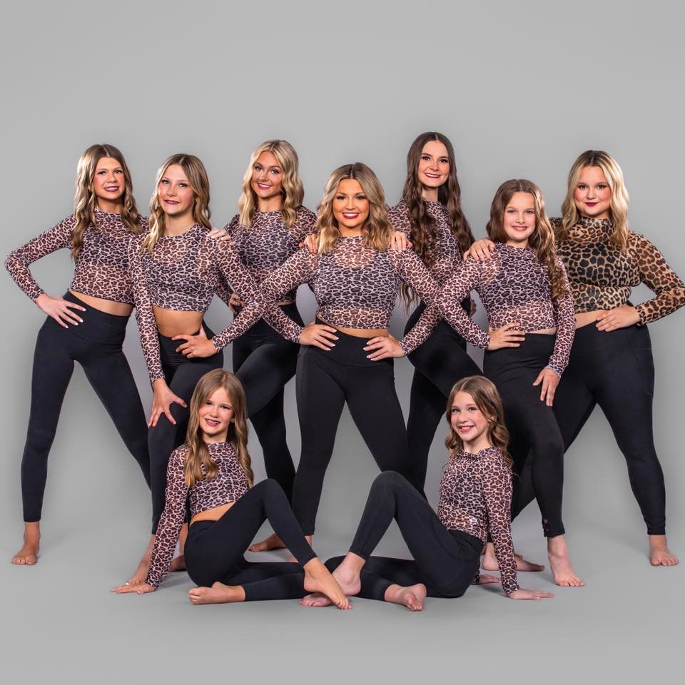 Serving stage presence π₯π
Our Level 3/4/5 dancers understood the assignment at recital this year. Confidence, style, and so much talent — we couldn’t be more proud! Big shoutout to @tulsasportsphotographer for the πΈ magic! ππβ¨