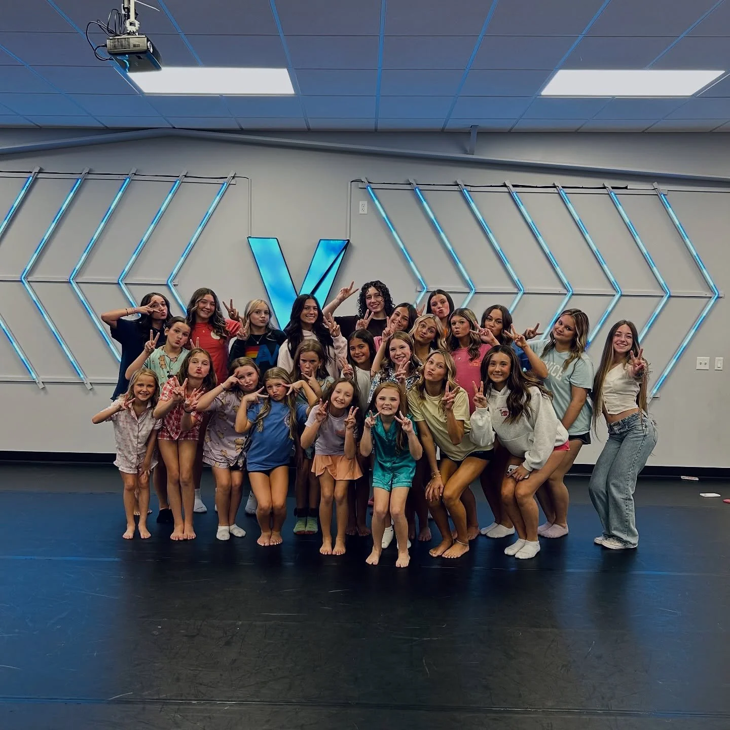 We are having the best day as a team! Company/Pom photos and a lock in πΈπ
