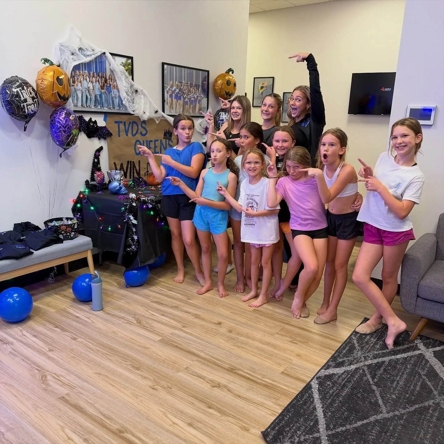 We are so excited for our first Pom competition tomorrow! Thank you @stacyb403 for putting together such a fun surprise for the girls! Let’s go TVDS π