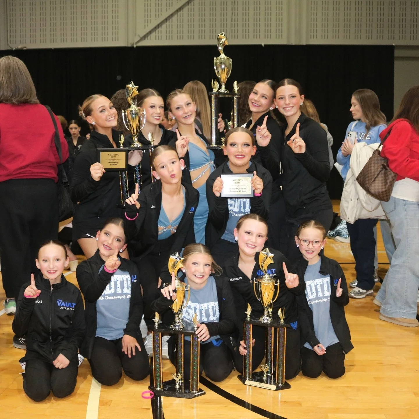 We are so proud of all of our STATE CHAMPS this weekend 🏆🌟 way to end the season queens ! We are so proud of you 👏🏼 @osdtda