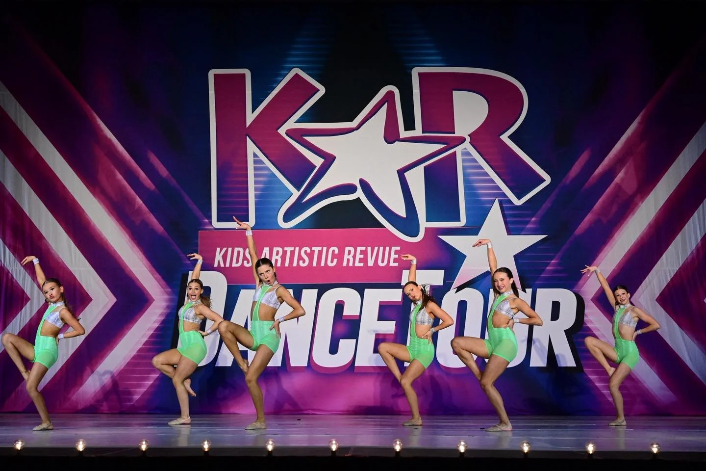 Comp season is right around the corner 🌟 7 week countdown starts now !