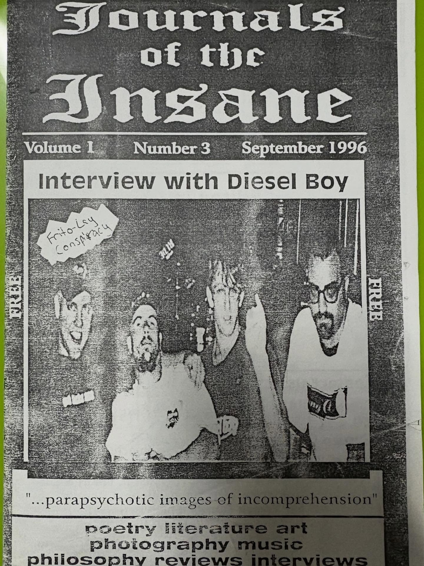 We may not have ever graced the cover of Rolling Stone, but hey, we were on the cover of Journals of the Insane! And we found an ad inside, the first one @fat_wreck ever made for us.