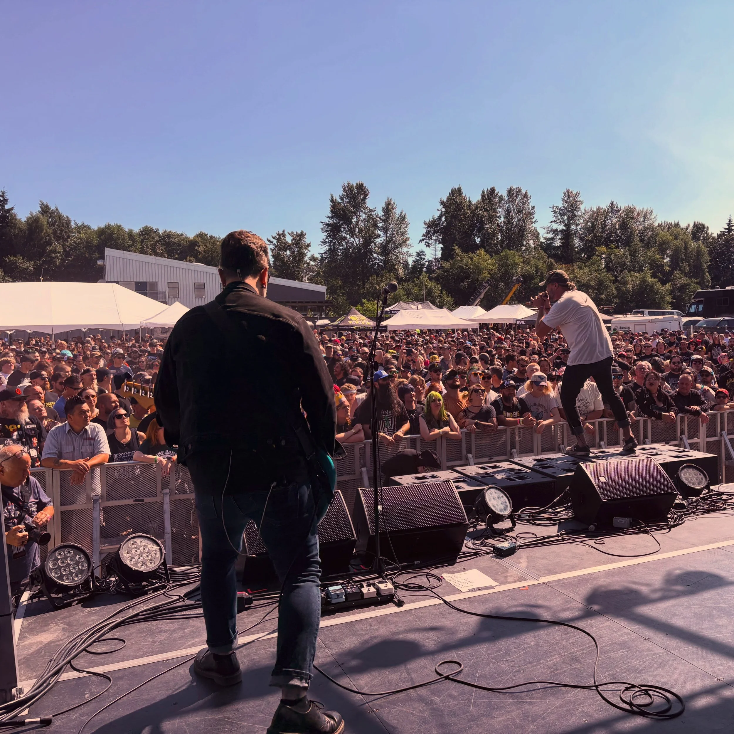 Awesome crowd for @authorityzeromusic, tearing it up this afternoon at @fourthcornerpunkfest. Great to see some old friends and make some new ones too. We play tomorrow at 3:40.