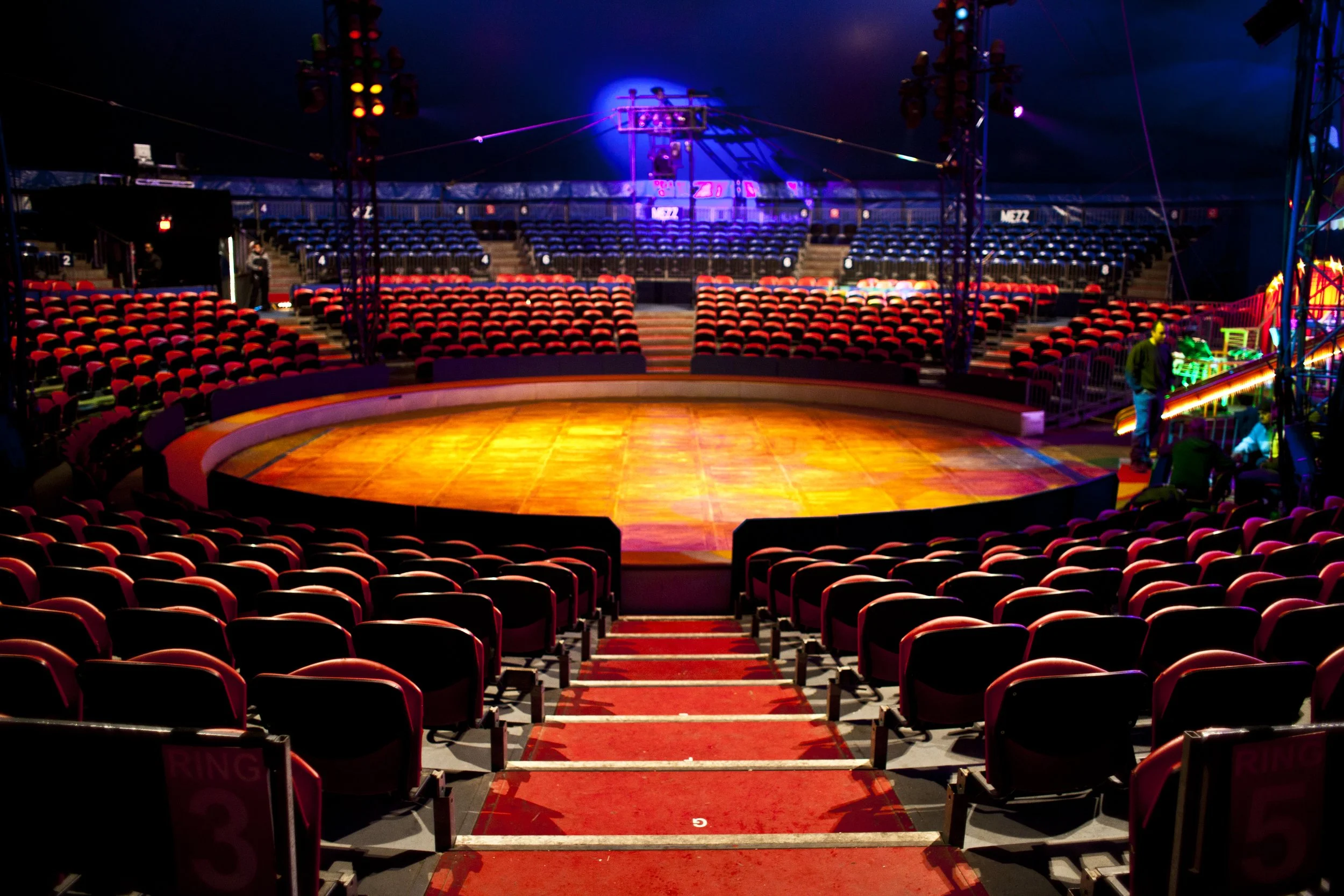 Big Apple Circus 25 Ring Arena Photo by Vito Fun.jpg