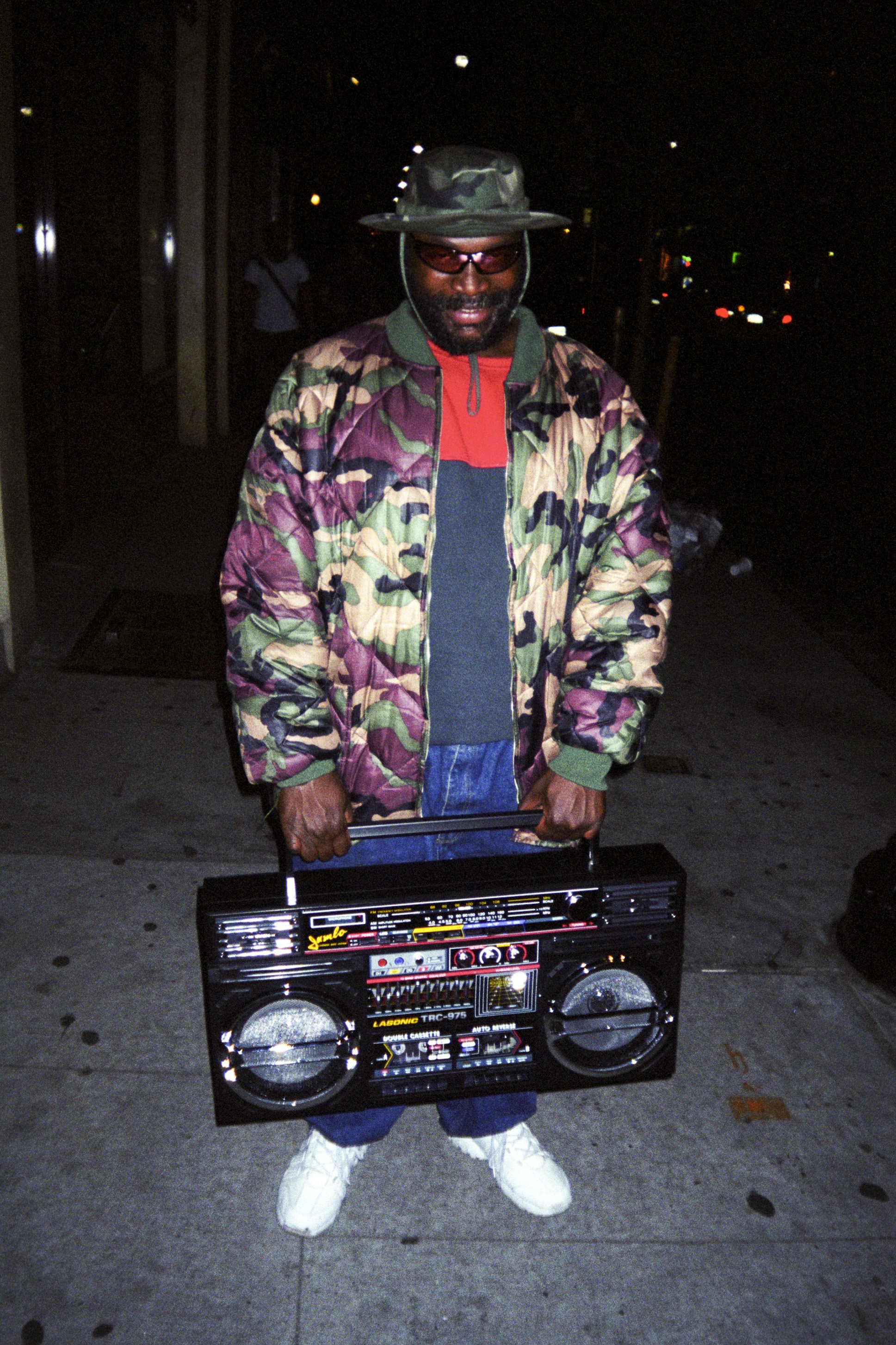 Scrill Grills 22; Guy Street Boombox Gem Photo by Vito Fun.JPG