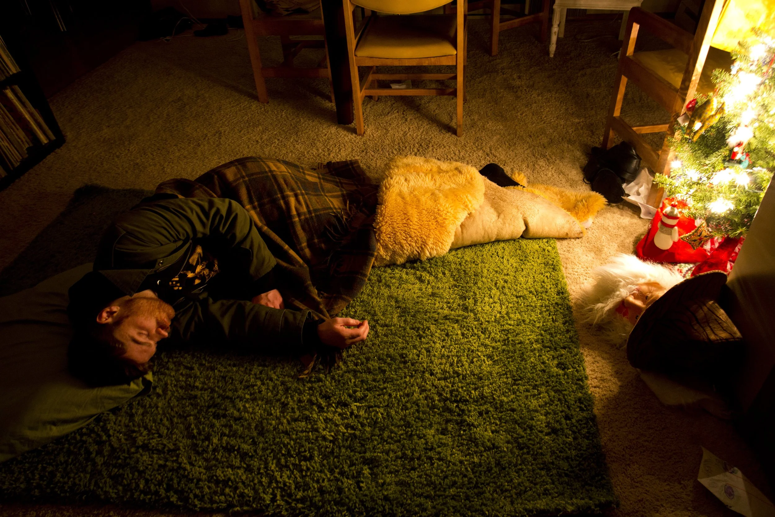 Seattle December 2013 39; Mike Sleeping Floor.JPG