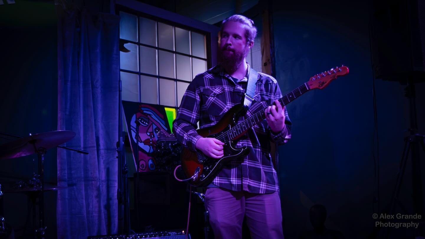 Had a great time at @mutator_lancaster opening for @jw__francis Thanks to @alexgrandephotography for always putting in the hard work on the angles 📸