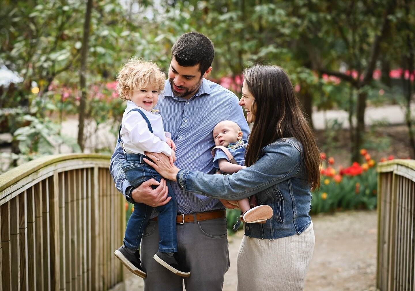 The sweetest spring family session!