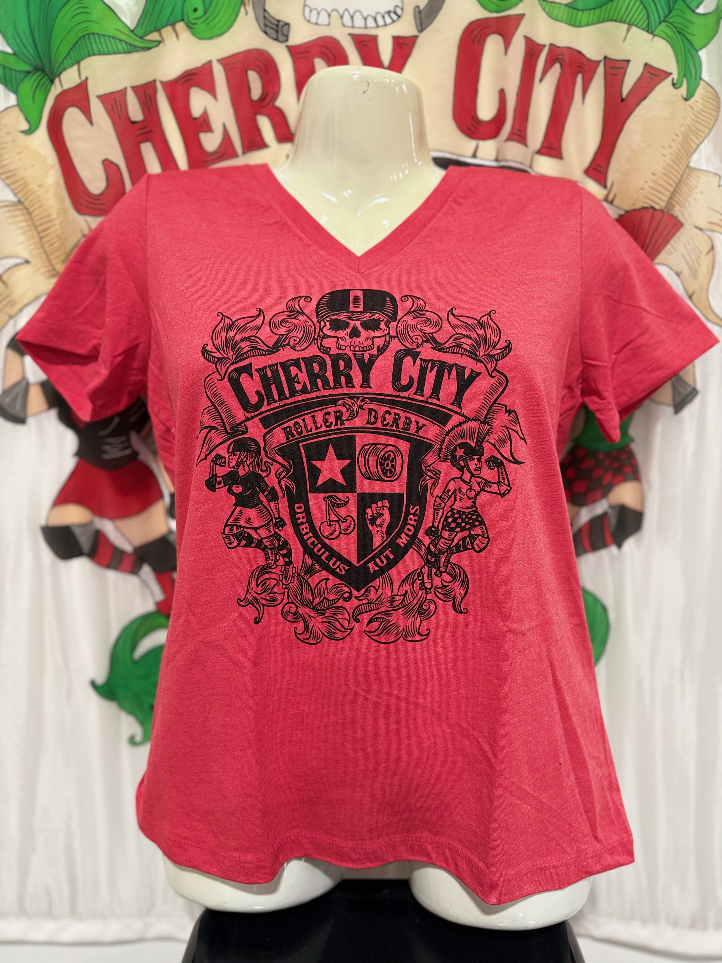 Light Red V Neck T-shirt with Crest