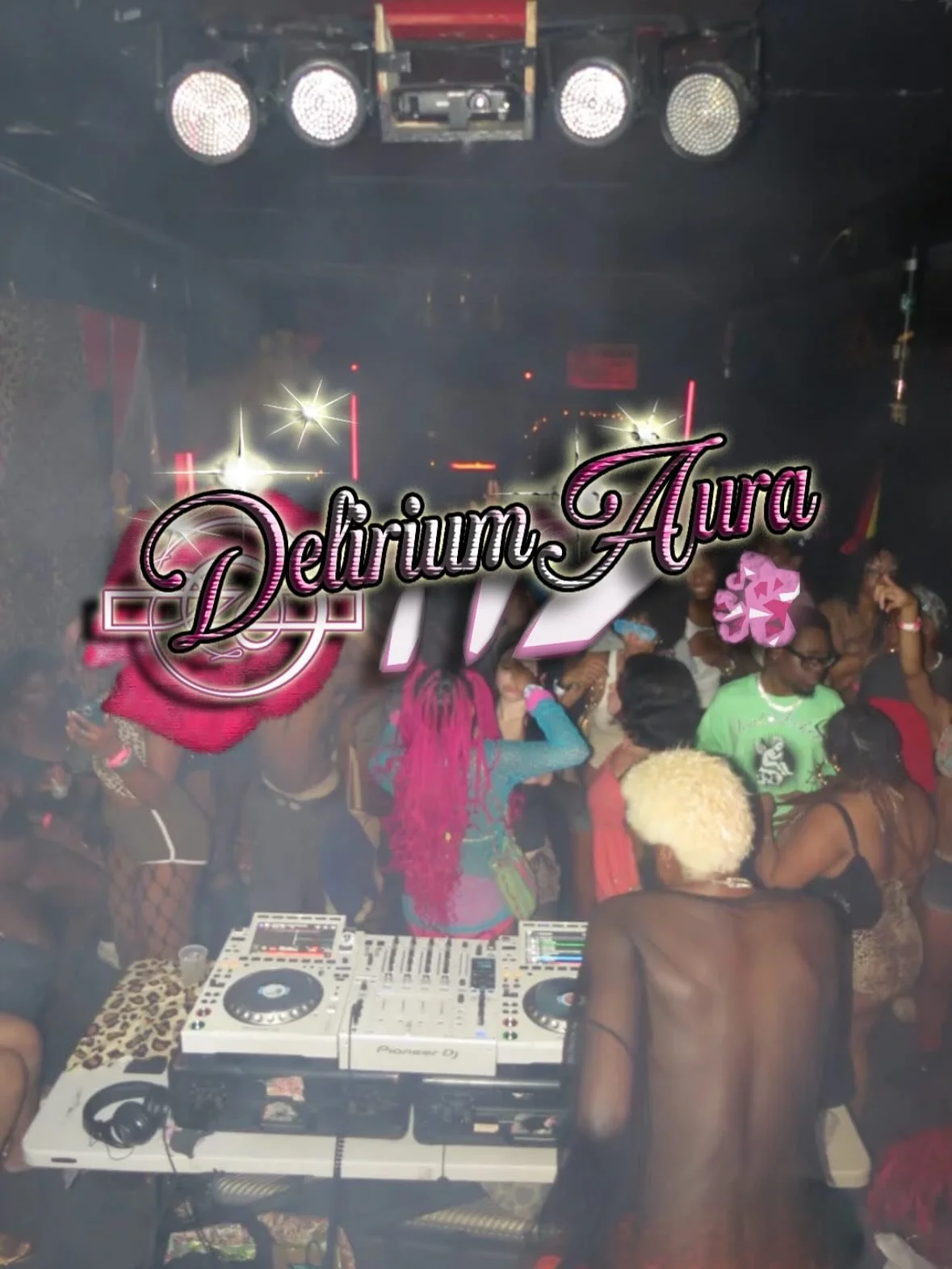We are finally recovered from Saturday! The dance floor was and stage was packed and full of dancers + shakers and everything in between!! 

Special shout out to our guest djs for this month! @djfreedem @_____iloveusomuch @girlypop_princess 

to our 