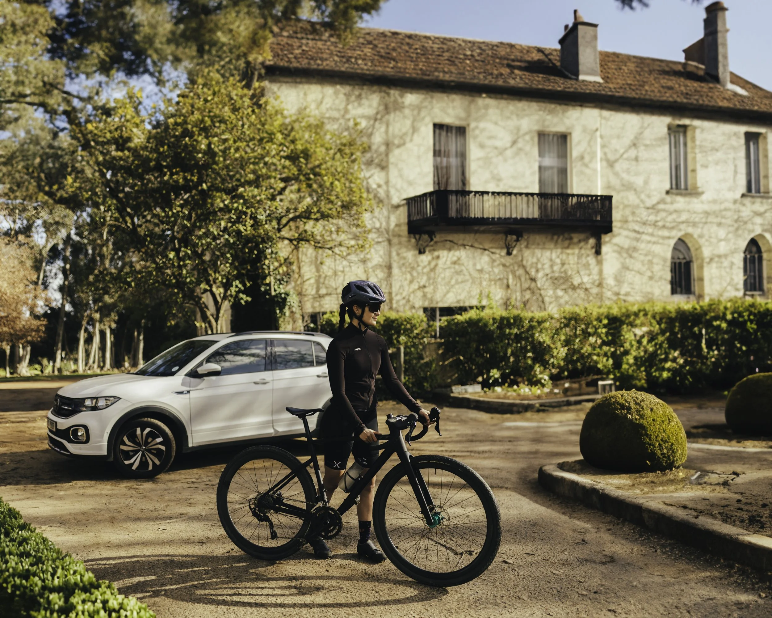 Lifestyle photography for Volkswagen with female cyclist model in Cape Town, South Africa by photographer Vanartist