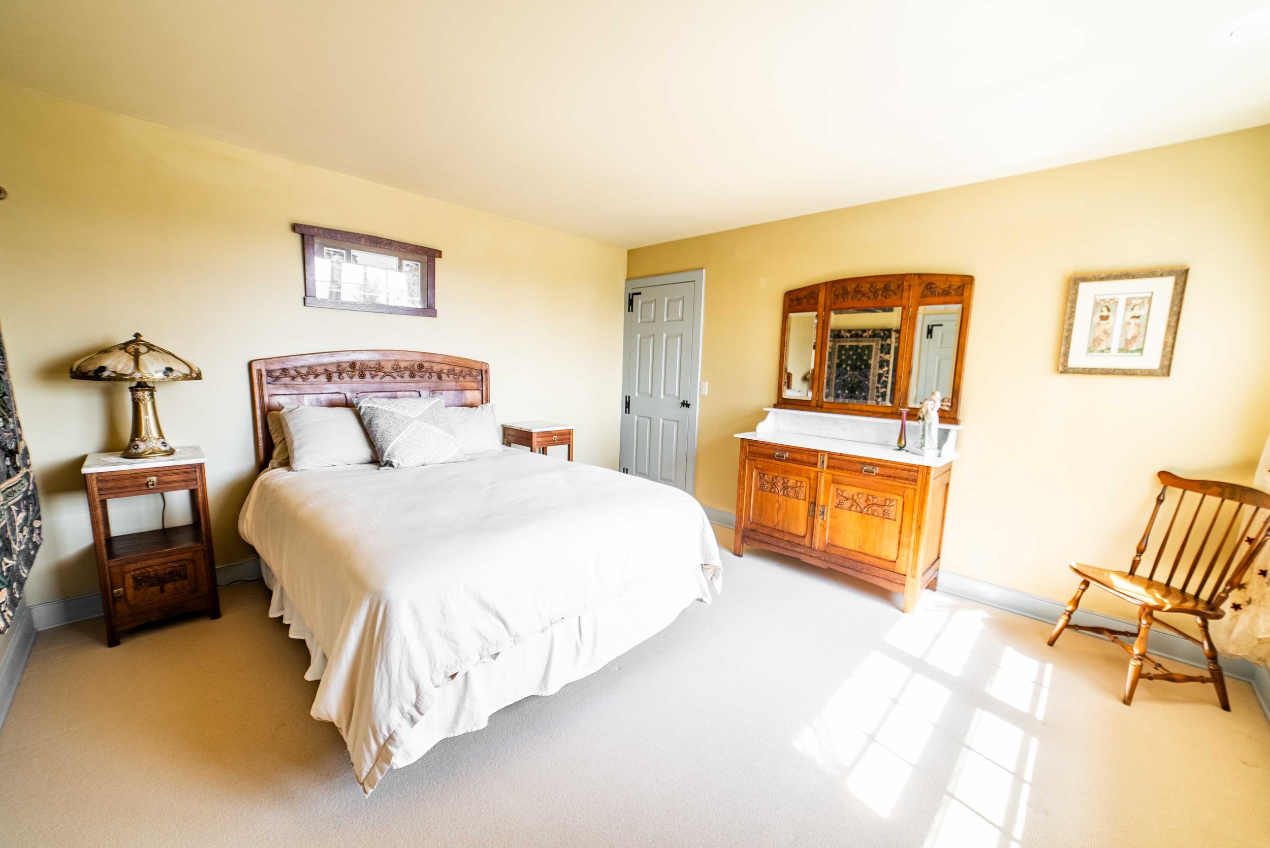 camas-manor-compressed-9.jpg