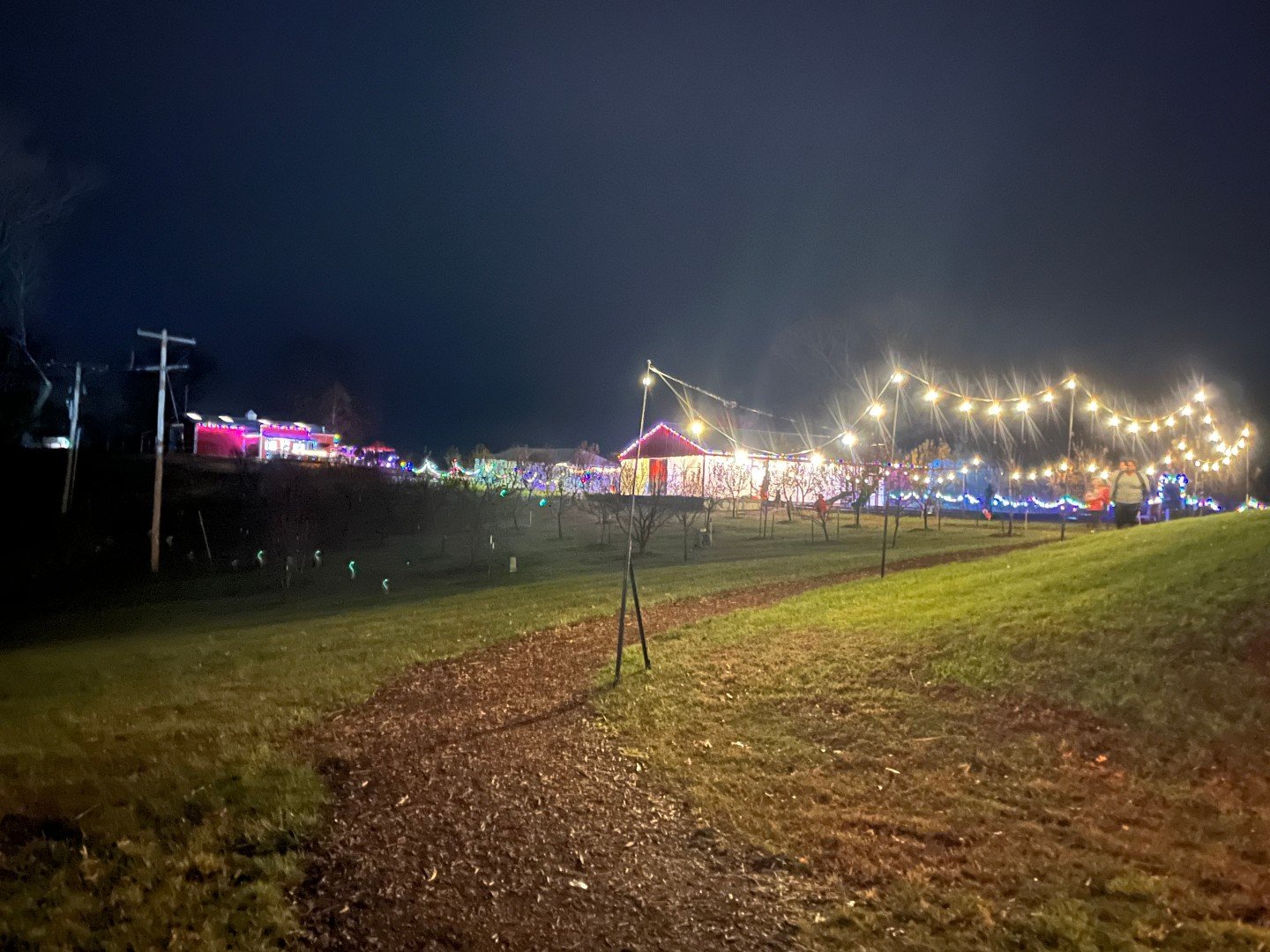 Who is ready for a winter wonderland?! ❄️

We know.. we know.. Thanksgiving hasn't even happened yet, but how can we not be excited when December Second Saturday is right around the corner?

We're asking all volunteers to come and serve at our Christ