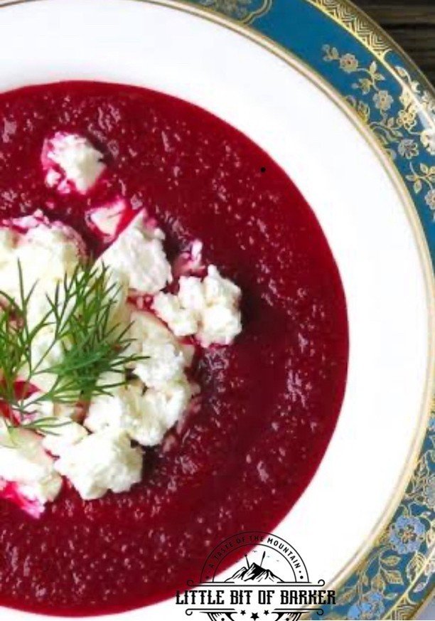 A beet windy in Barker today! Why not head on into town and warm your bones with our scrumptious fresh and locally sourced Beetroot soup, served with crumbled Feta and Turkish Bread ❤️
#soupoftheday
#mountaincountry
#mountbarkerwa
#littlebitofbarker