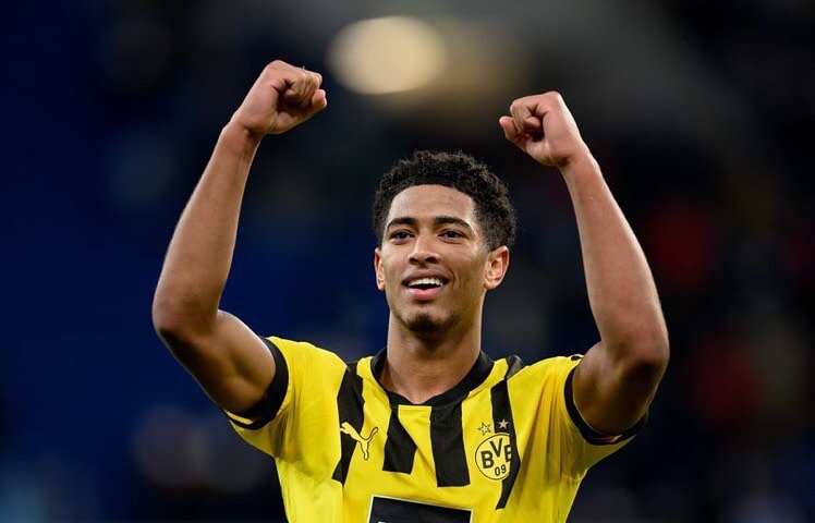 Heard any Football transfer rumours?
Tell us at talkbypeople.com for the chance to WIN.

#EPL #LaLiga #ligue1 #SerieA #podcast #talk #talkback