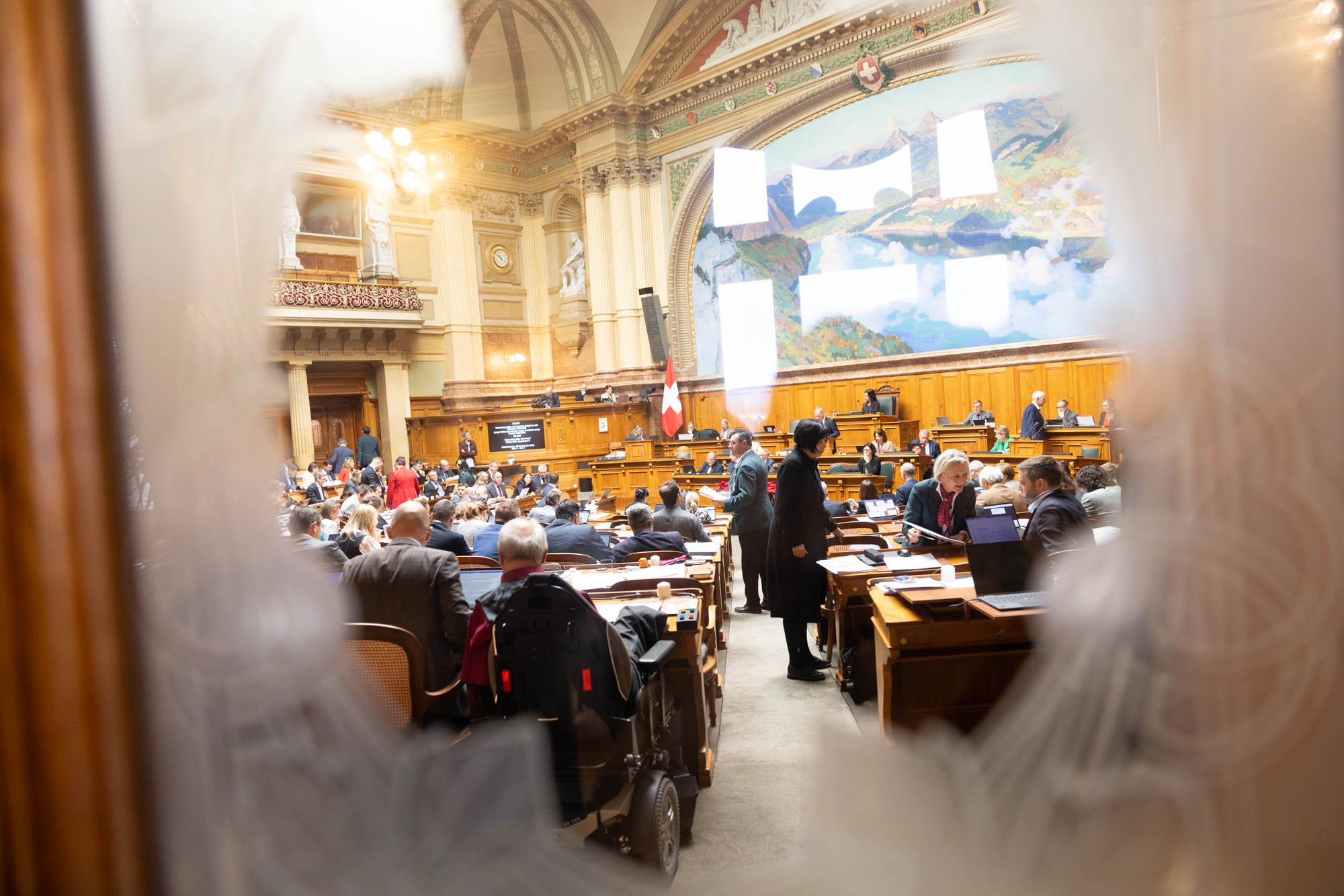 Keine Debatte über uns ohne uns