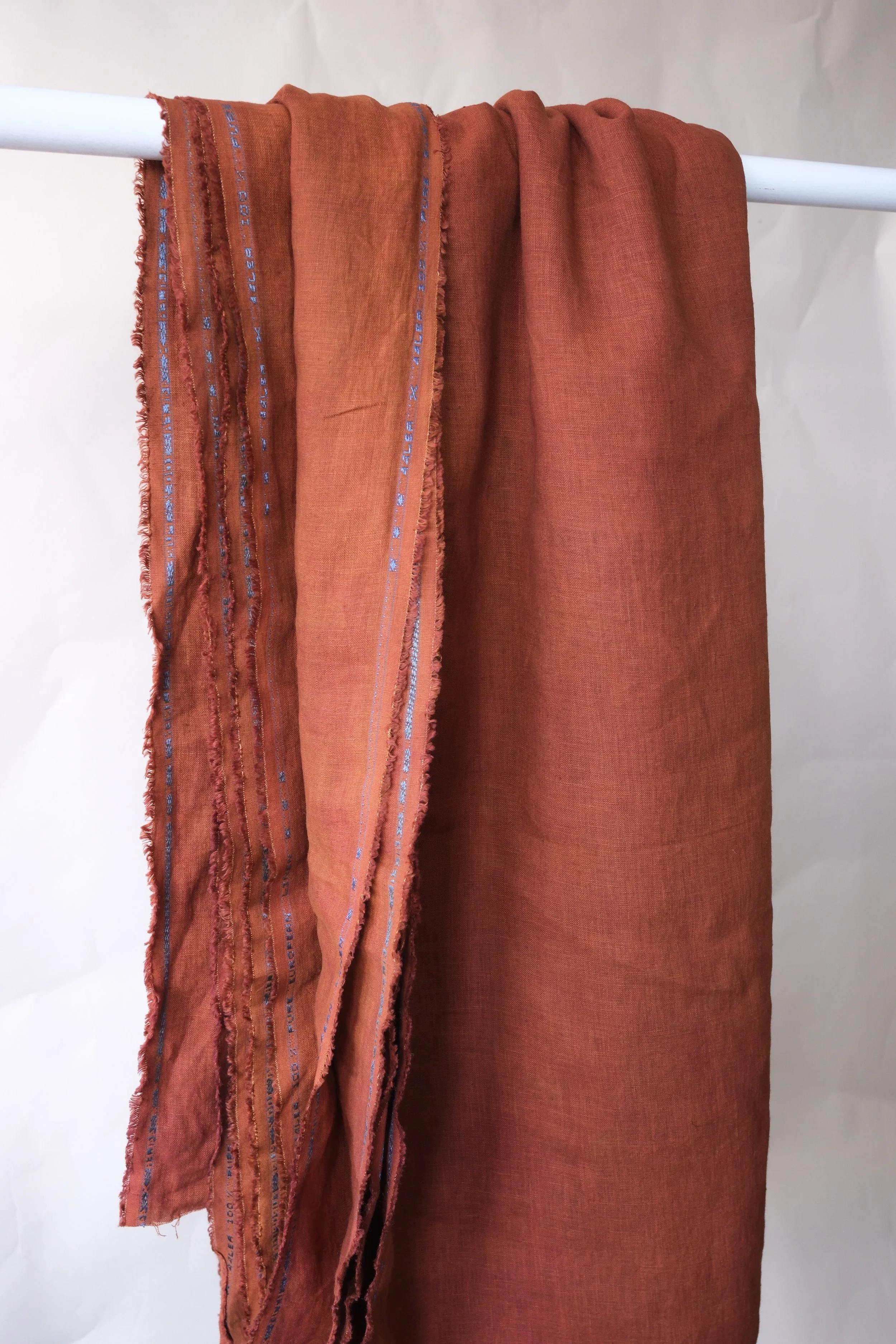 Chestnut linen