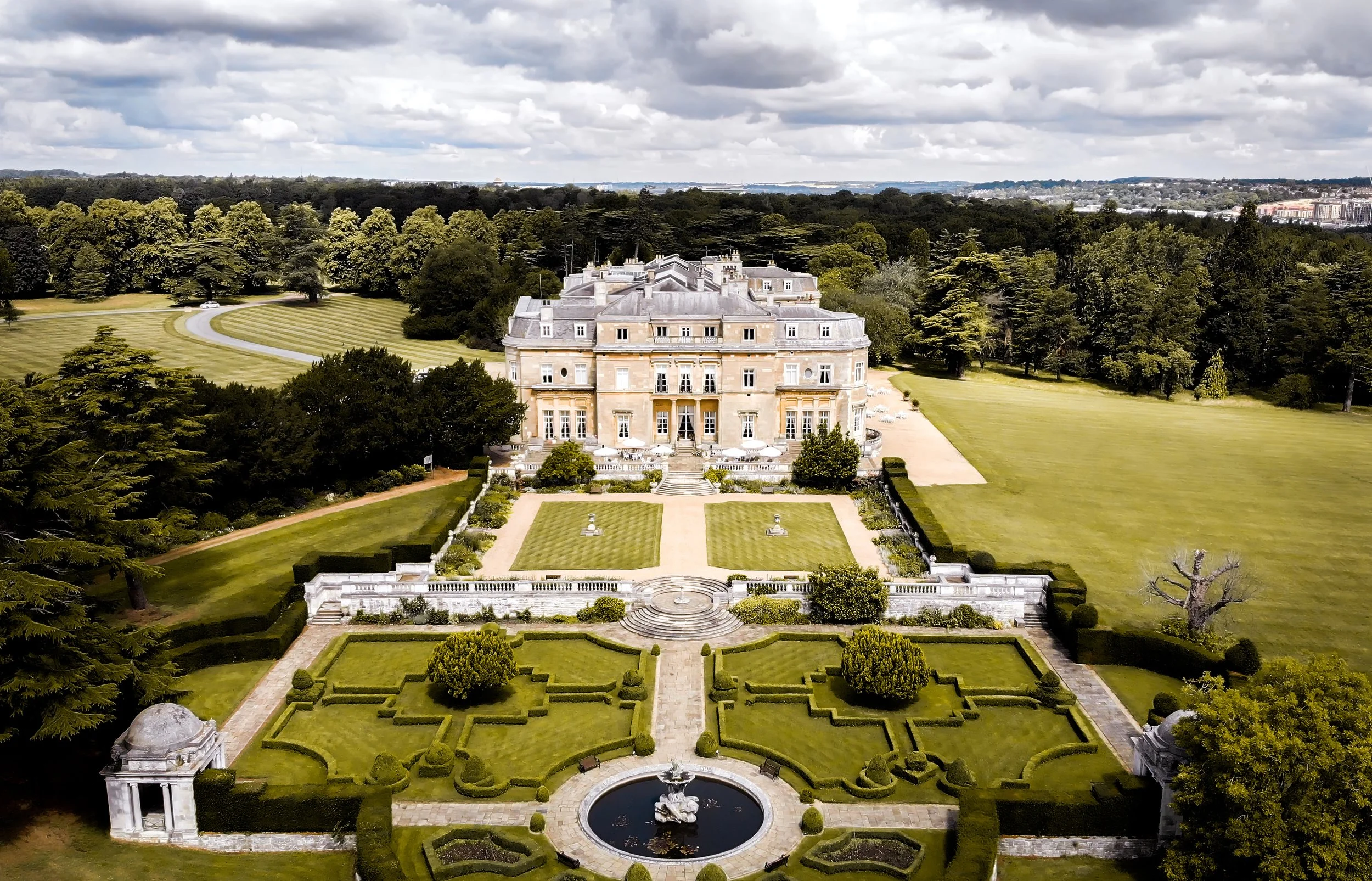 Luton Hoo: the setting for the UK's first luxury hybrid micro-wedding during the 2020 pandemic.