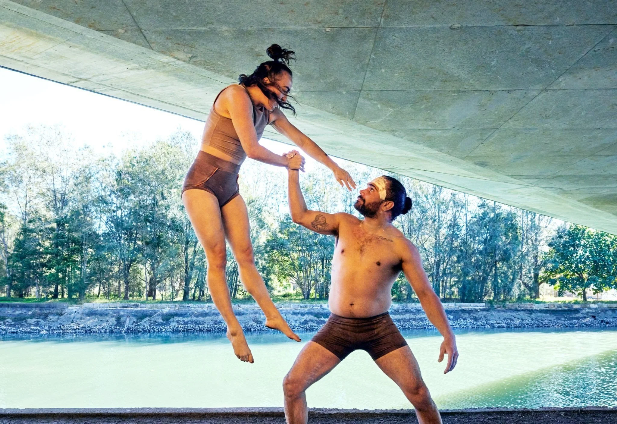 Na Djinang Circus performed Common Dissonance at House of Oz 2022