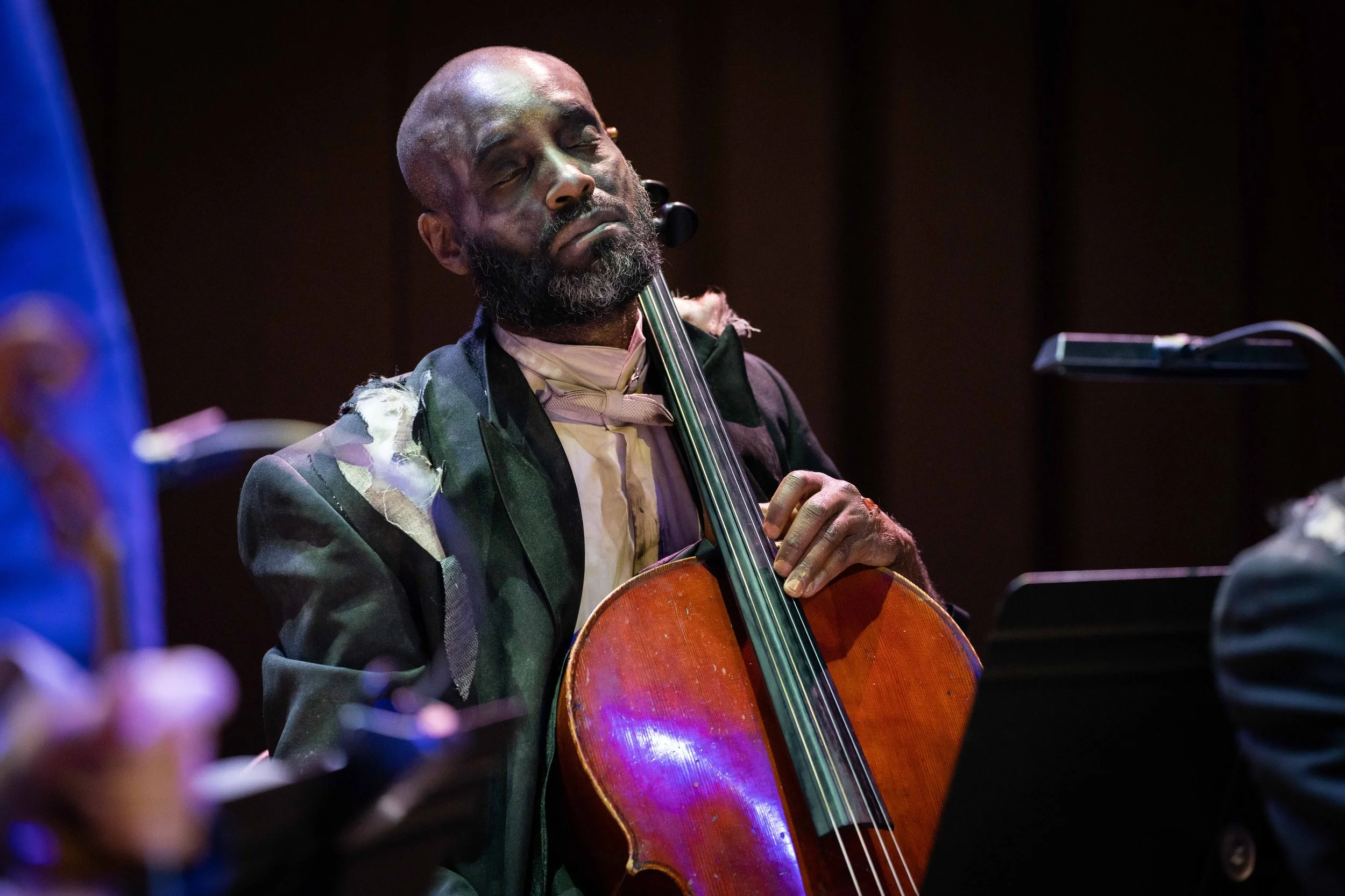 Styled as "walkers", Covent Garden Sinfonia perform orchestral compositions from Disney's The Walking Dead at the final season premiere at King's Place. Produced by Danielle Nay for Taylor Herring.