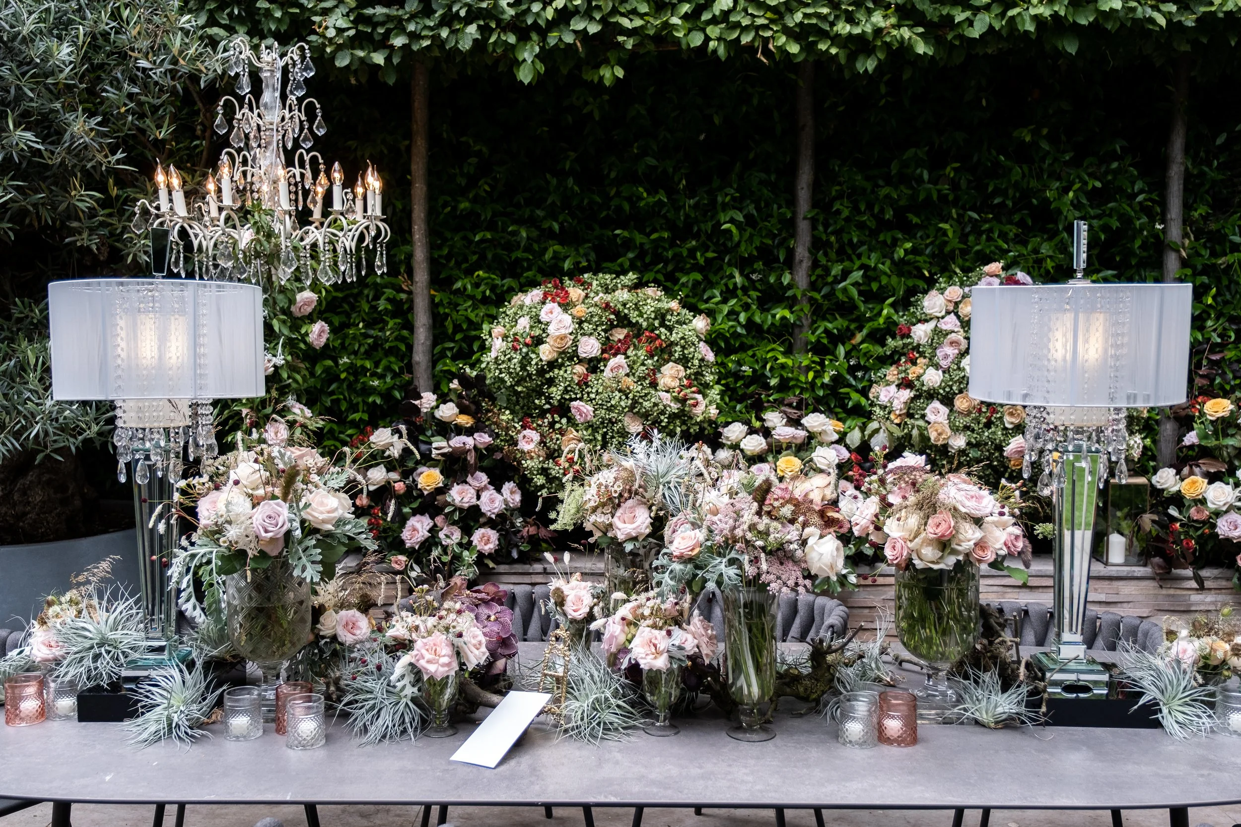 Gift table at the UK's first luxury hybrid micro-wedding breakfast during the 2020 pandemic. 