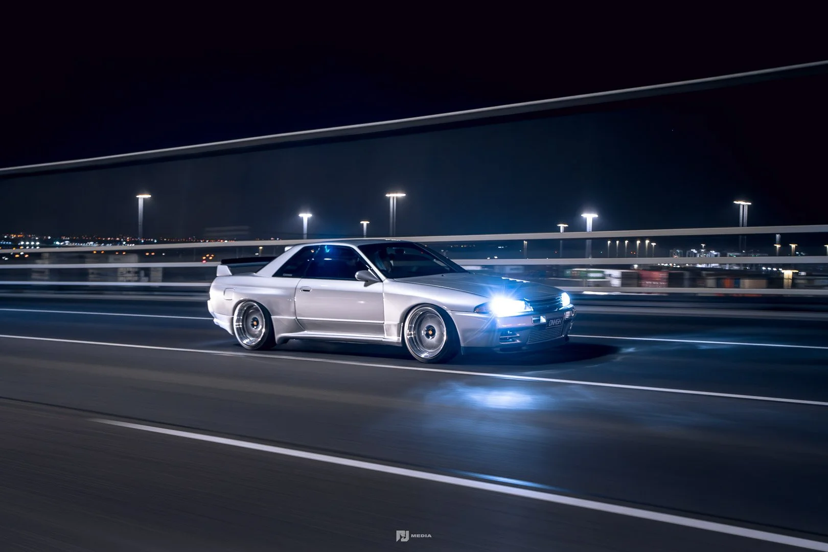 RJ MEDIA - R32ONHGH