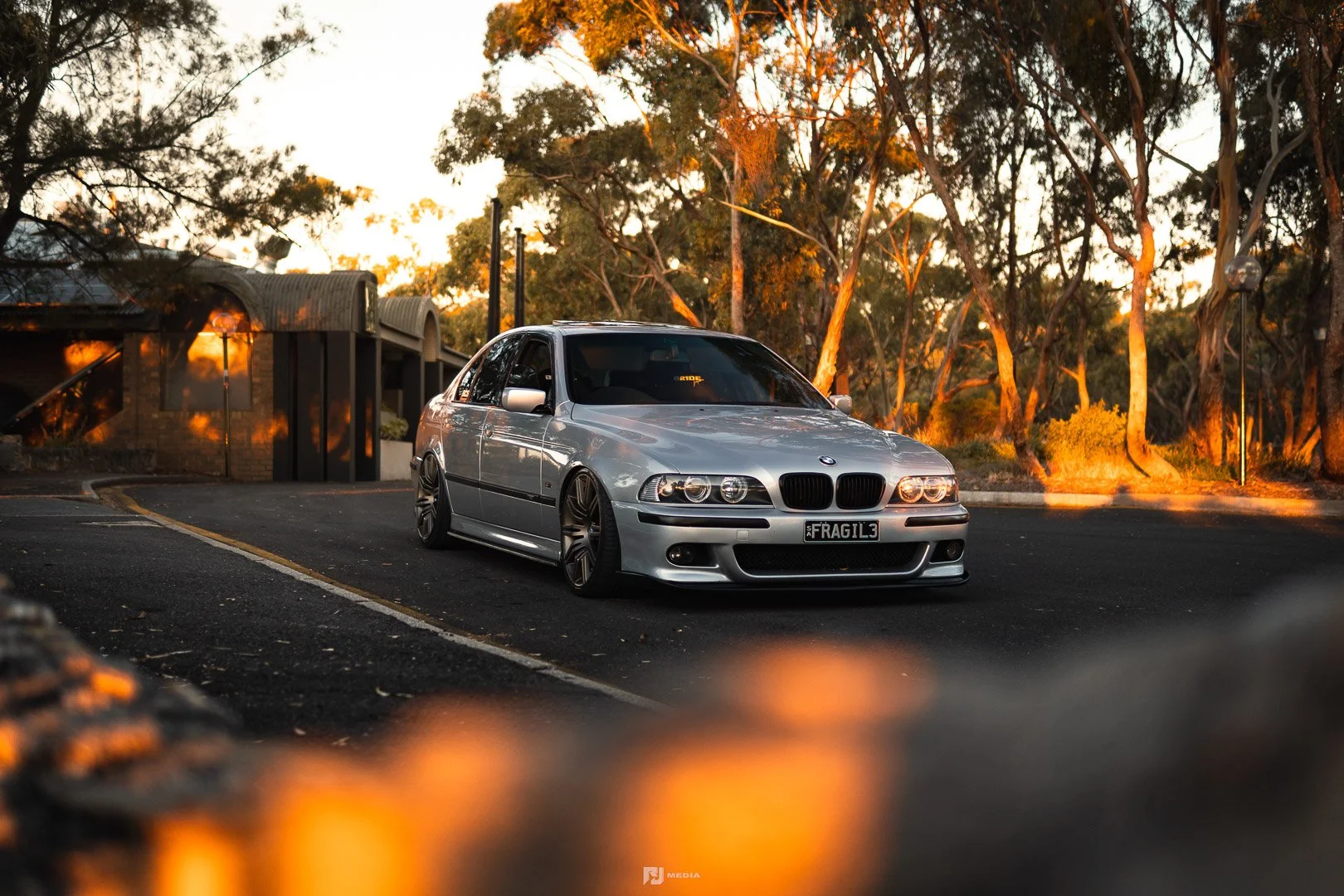 RJ MEDIA - BMW E39