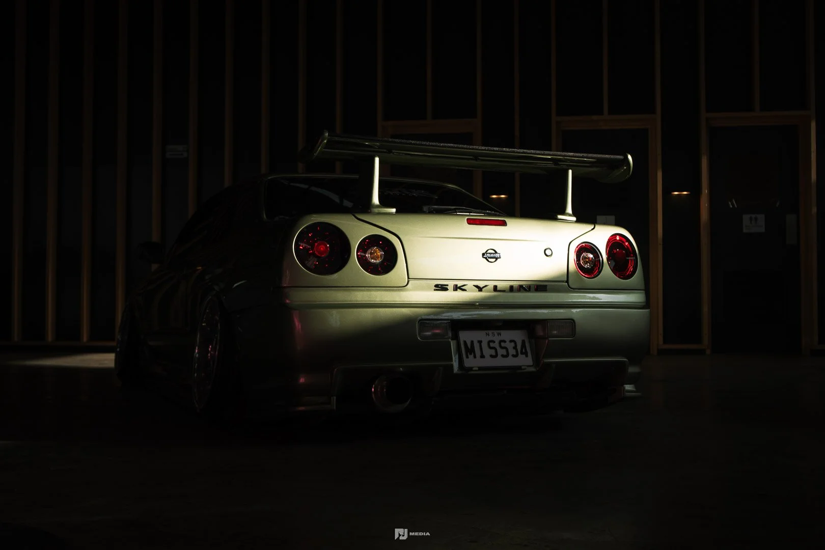 RJ MEDIA - STATUS SEASONAL