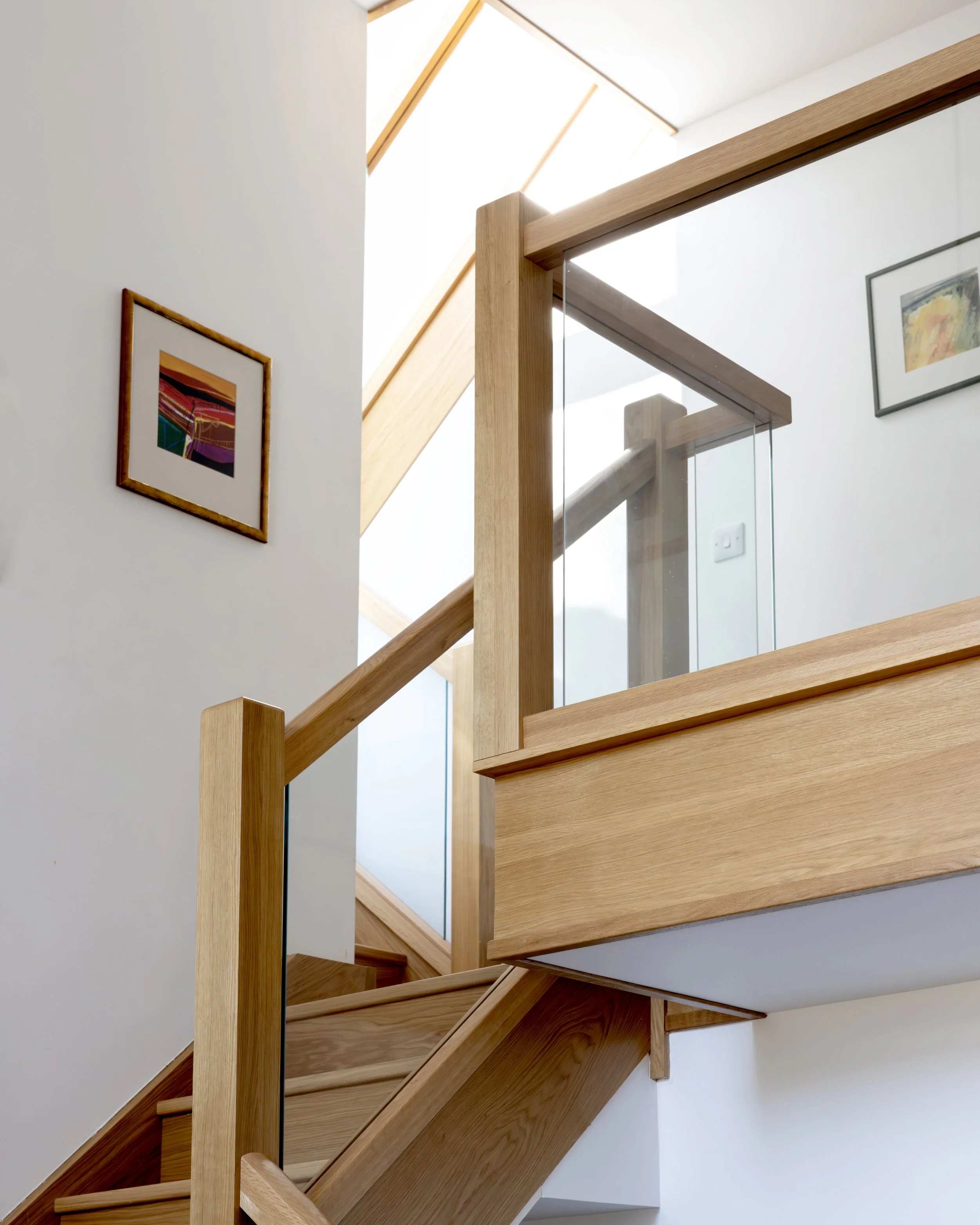 Oak Staircase Details, New Build Home, Modern Design Traditional Materials, Oak And Glass Staircase , Modern Architecture, Architects In Oxfordshire