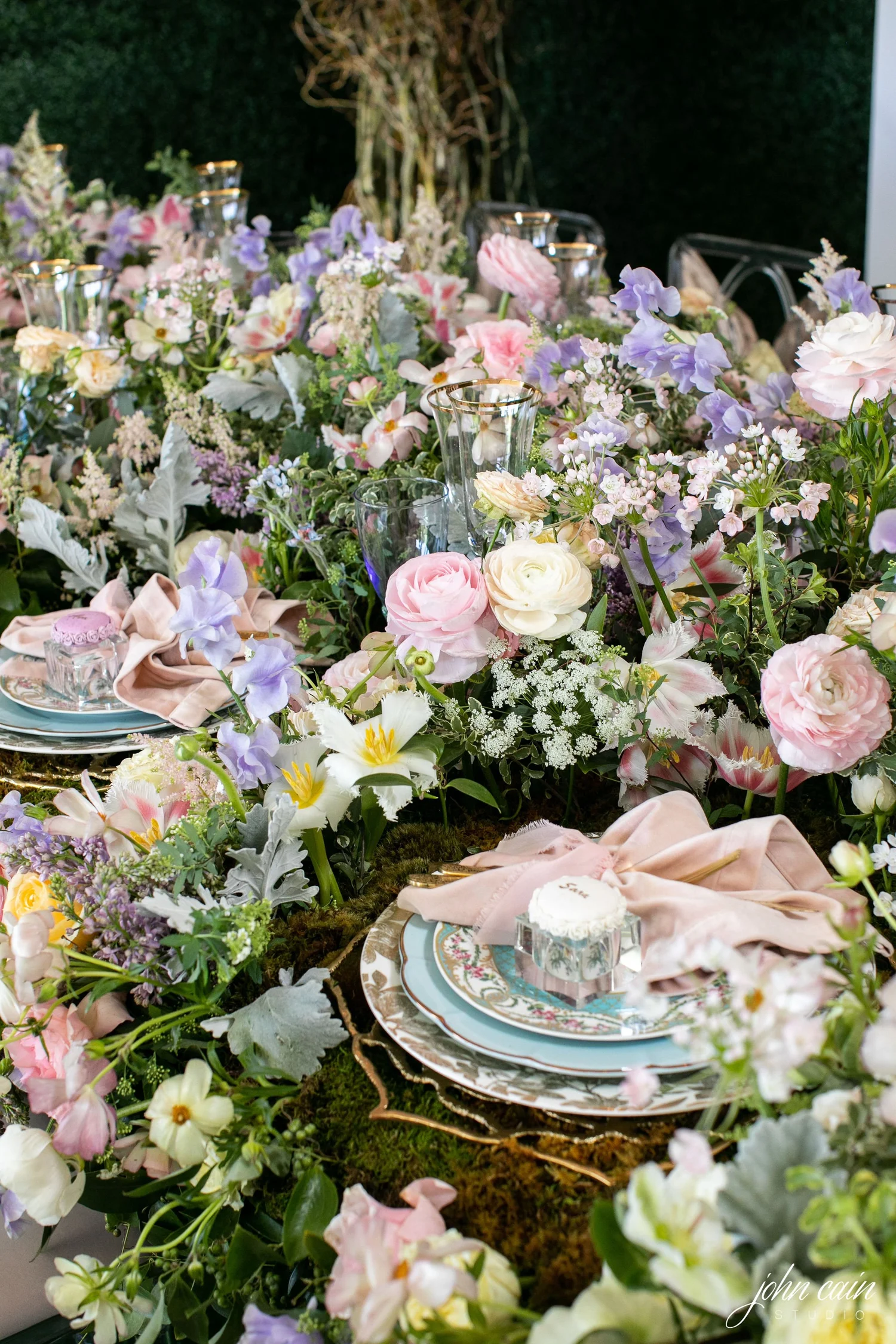 Styled Shoots - Feminine Garden