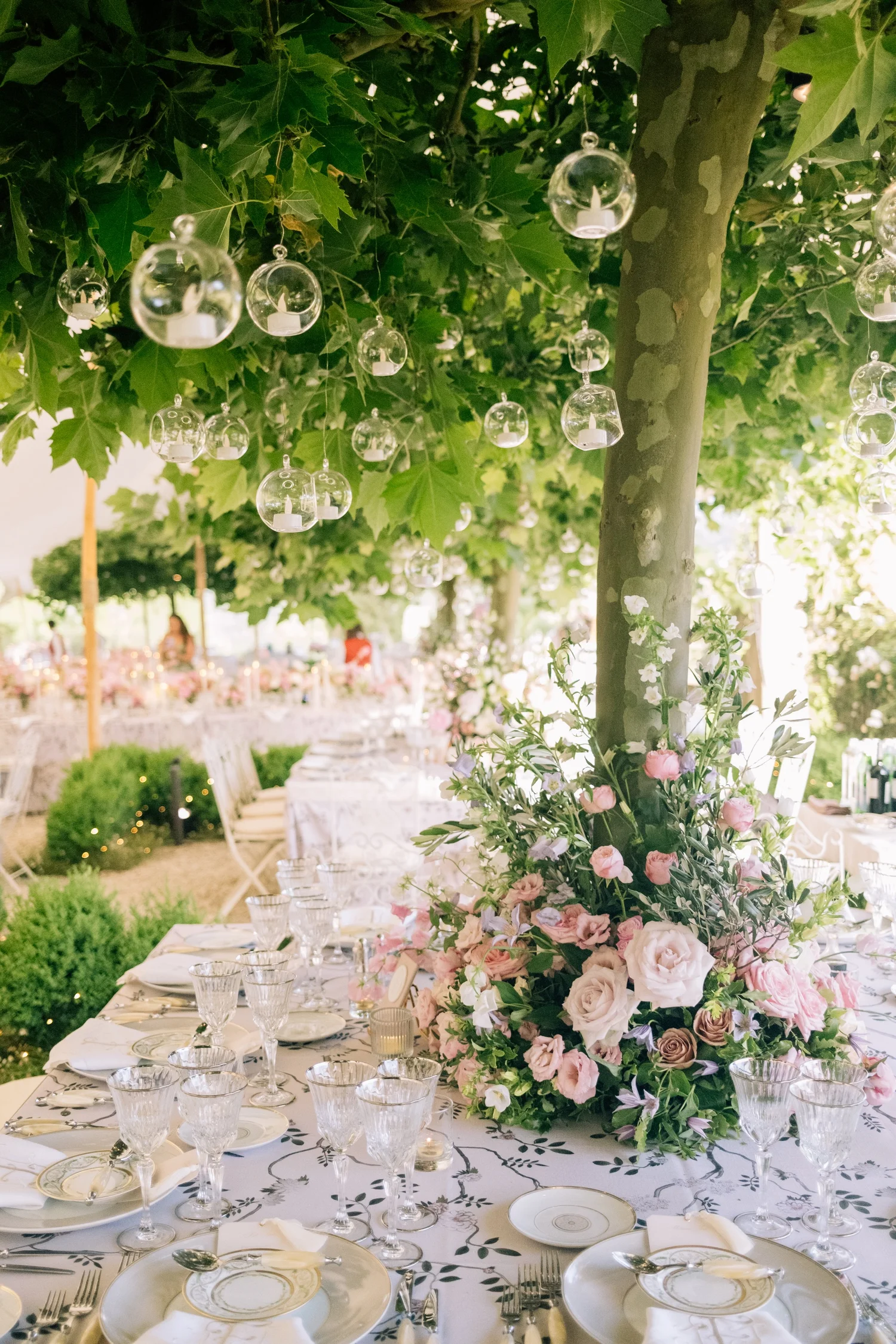 Wedding Weekends - v1 Castello di Reschio Hotel, Italy
