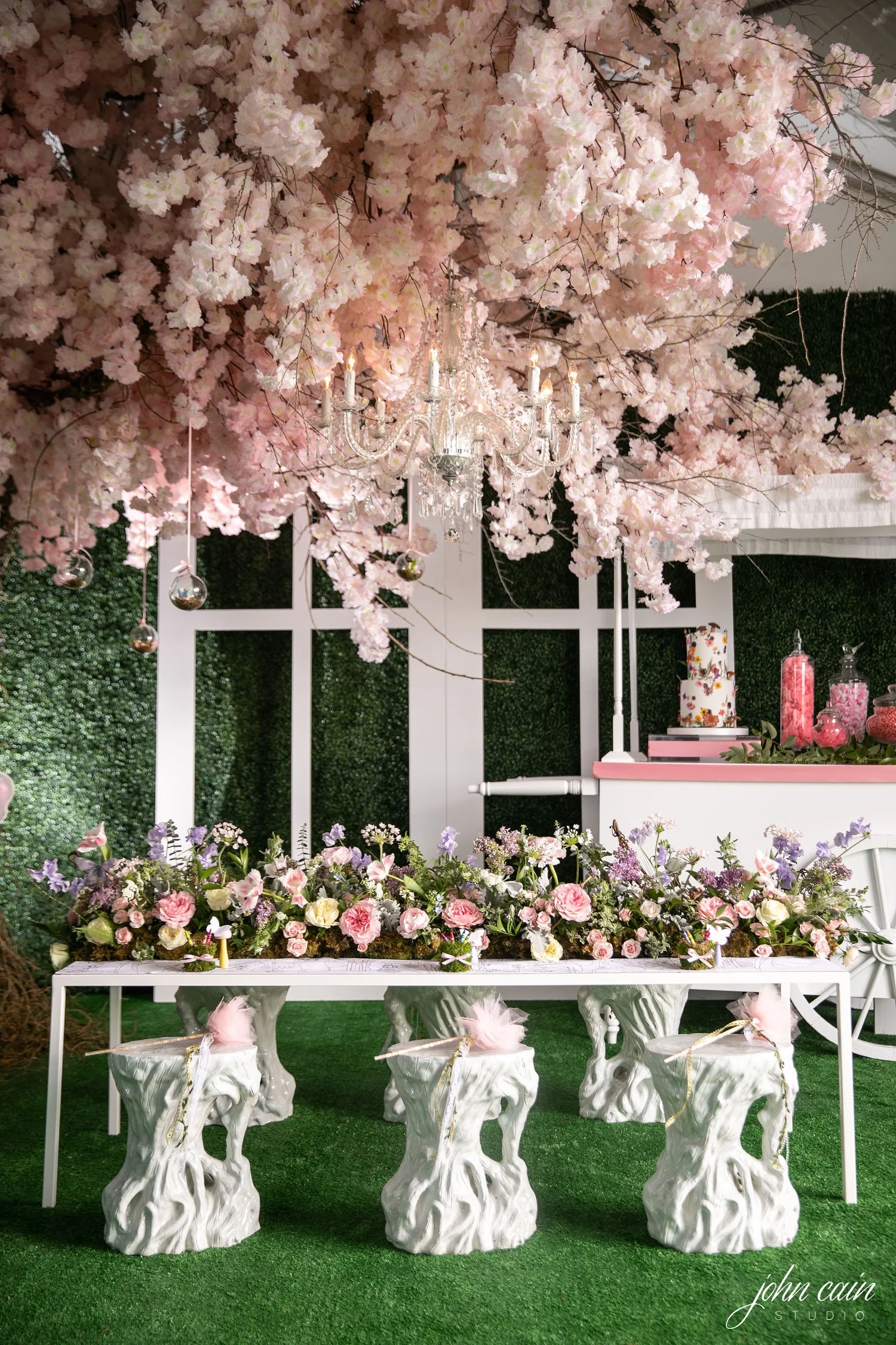 Styled Shoots - Feminine Garden