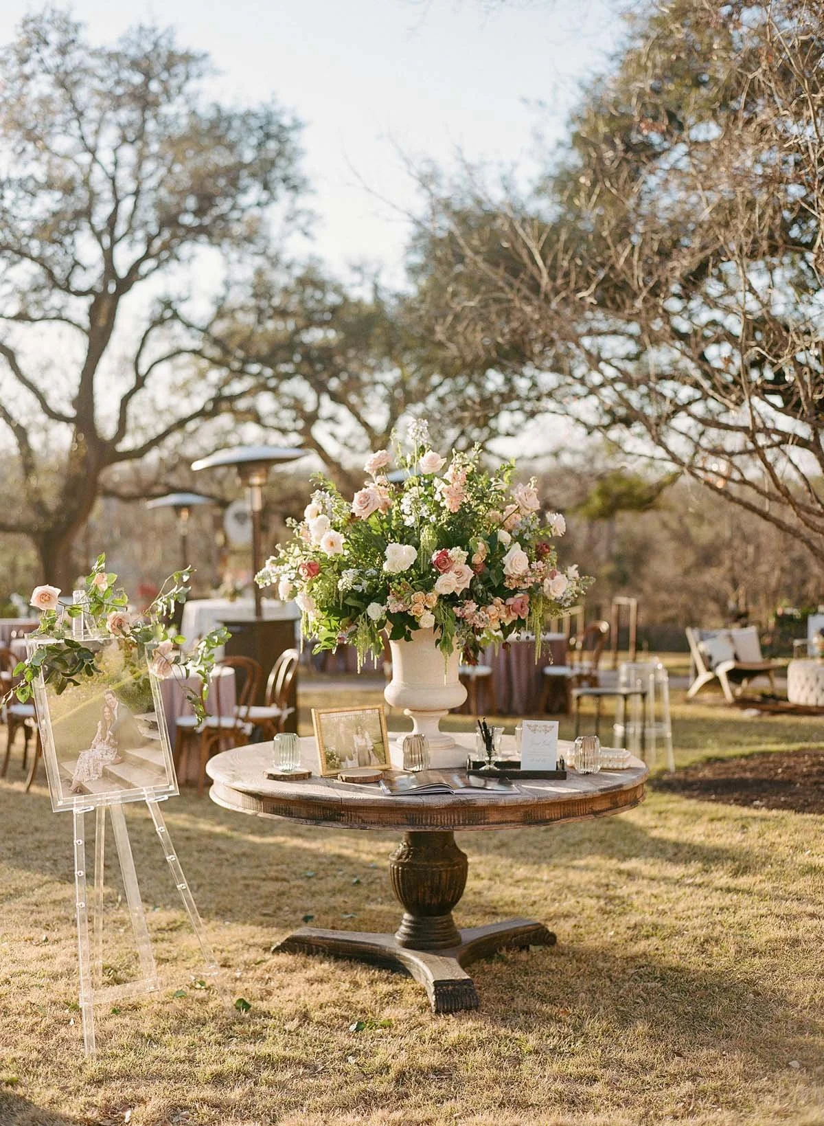 Weddings - COMMODORE PERRY ESTATE AUSTIN, TEXAS