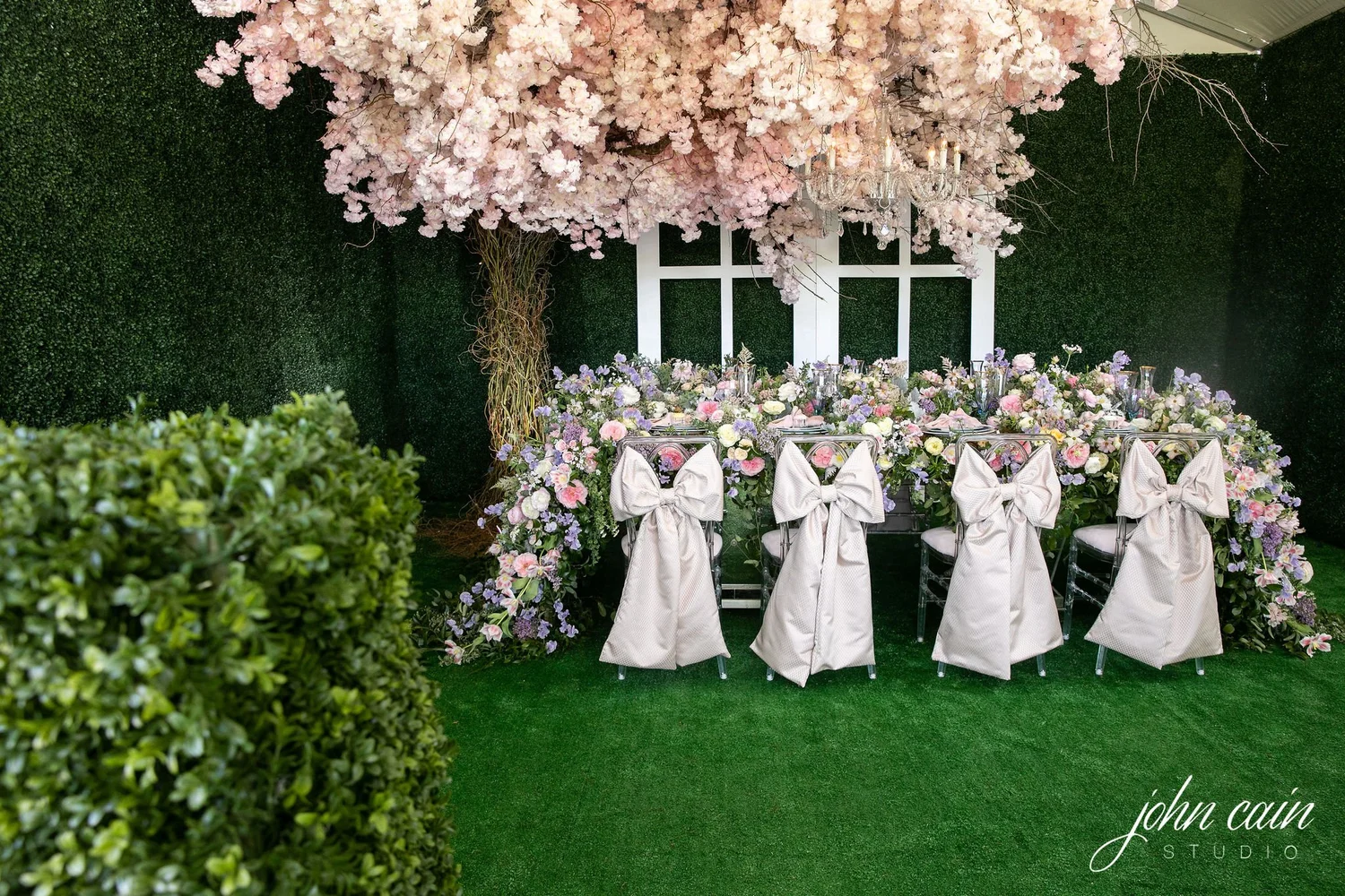 Styled Shoots - Feminine Garden