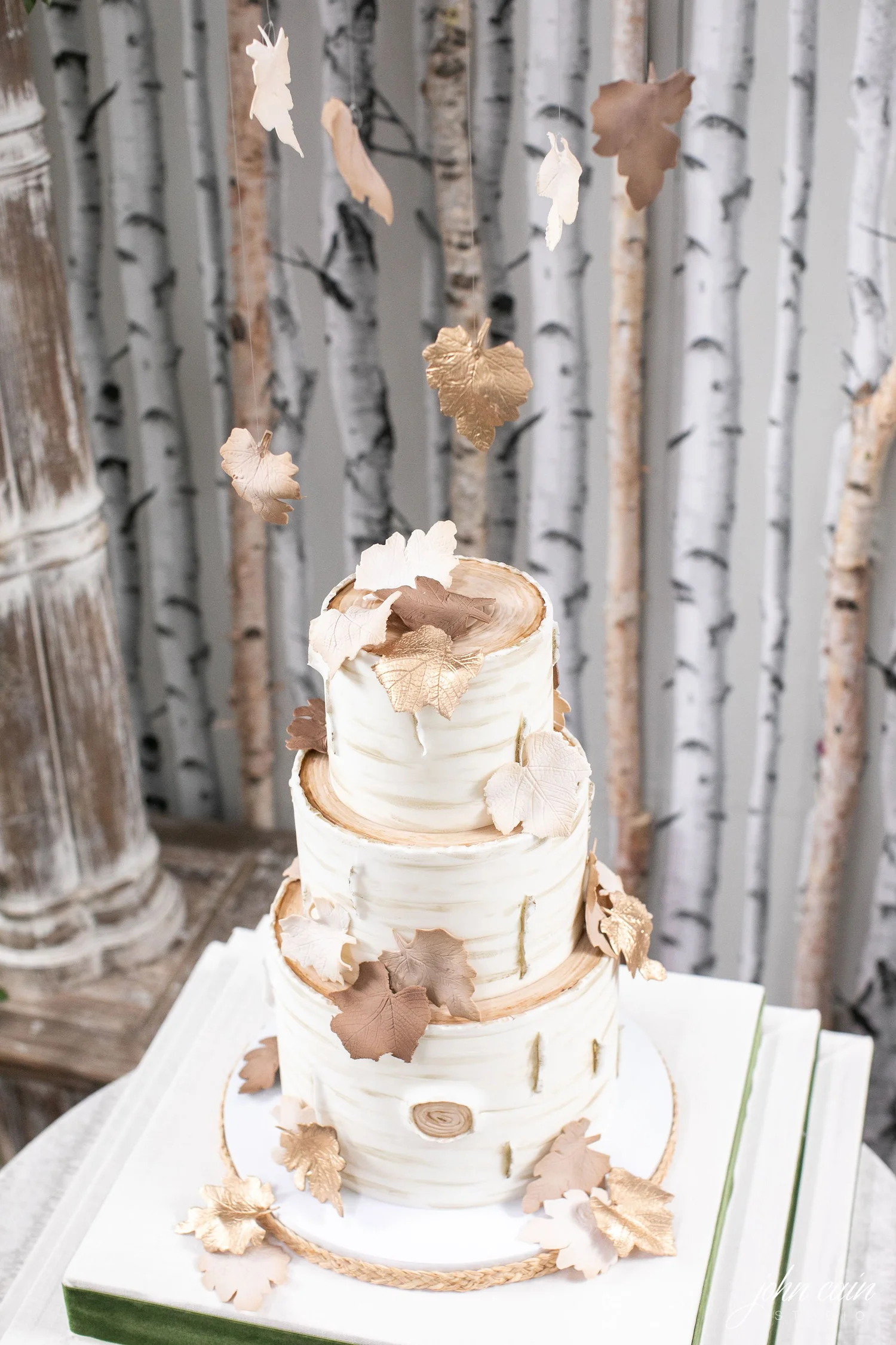 Styled Shoots - Birch Bridal Cake