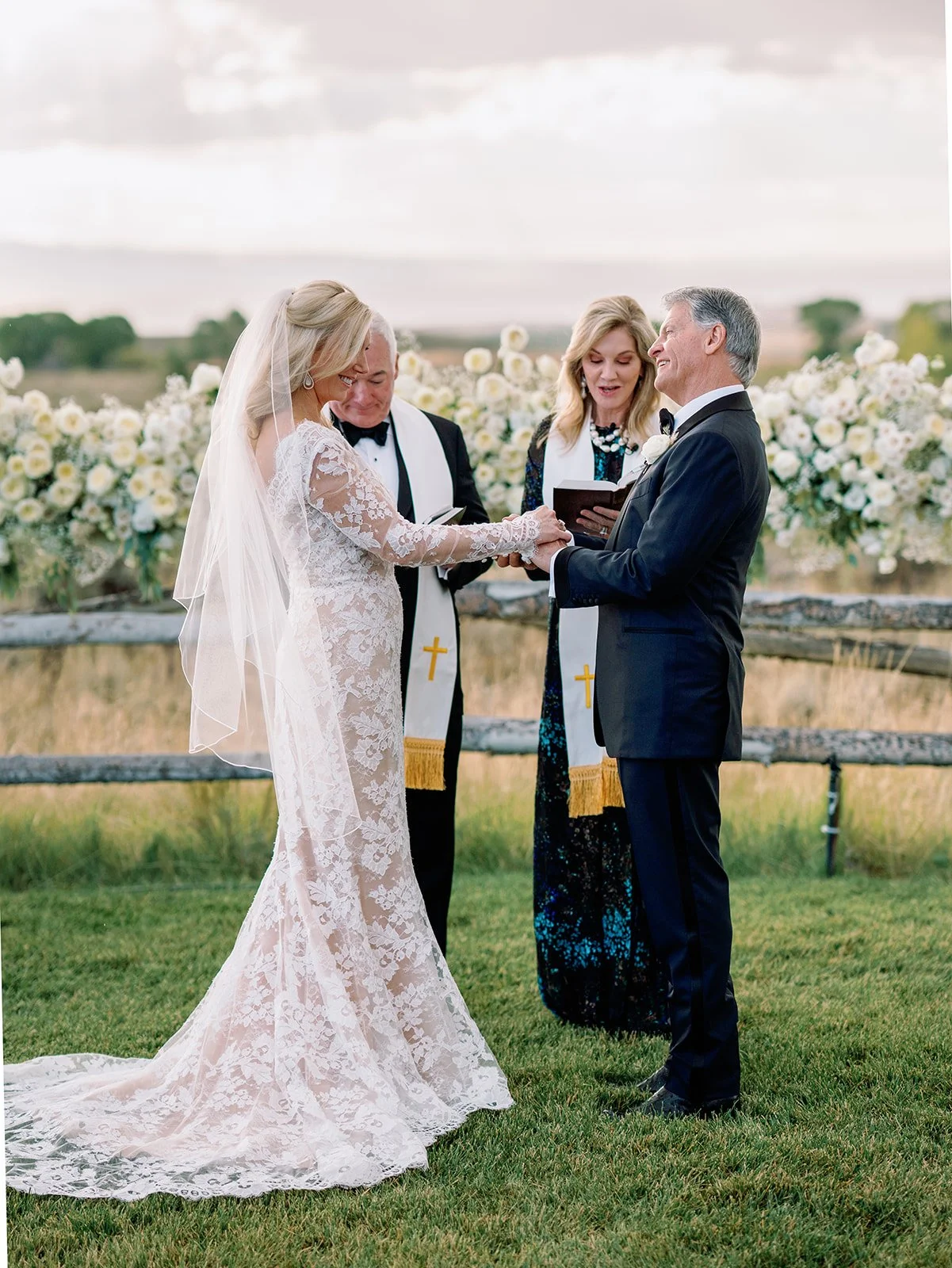 Weddings - BRUSH CREEK RANCH SARATOGA, WYOMING