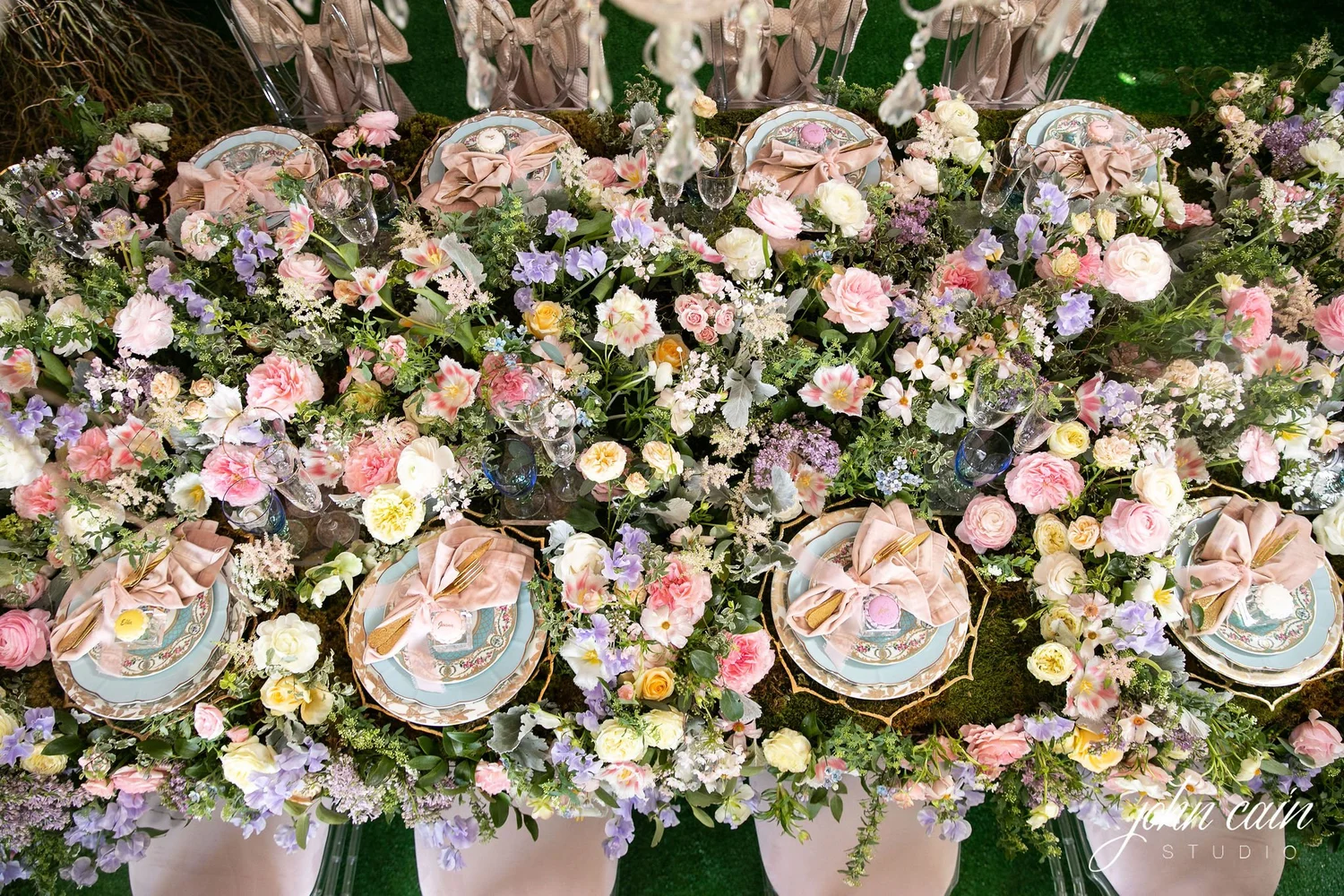 Styled Shoots - Feminine Garden