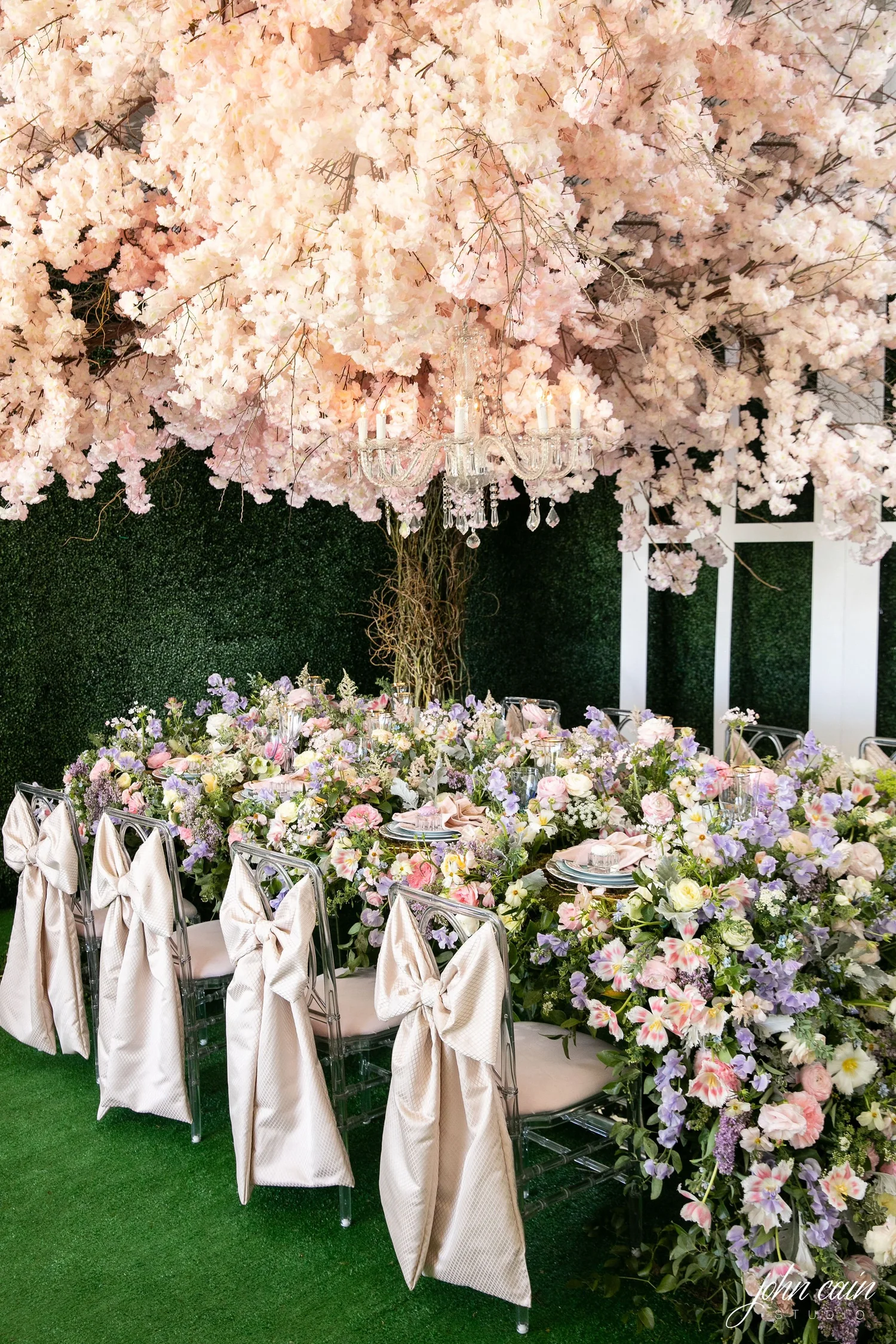 Styled Shoots - Feminine Garden