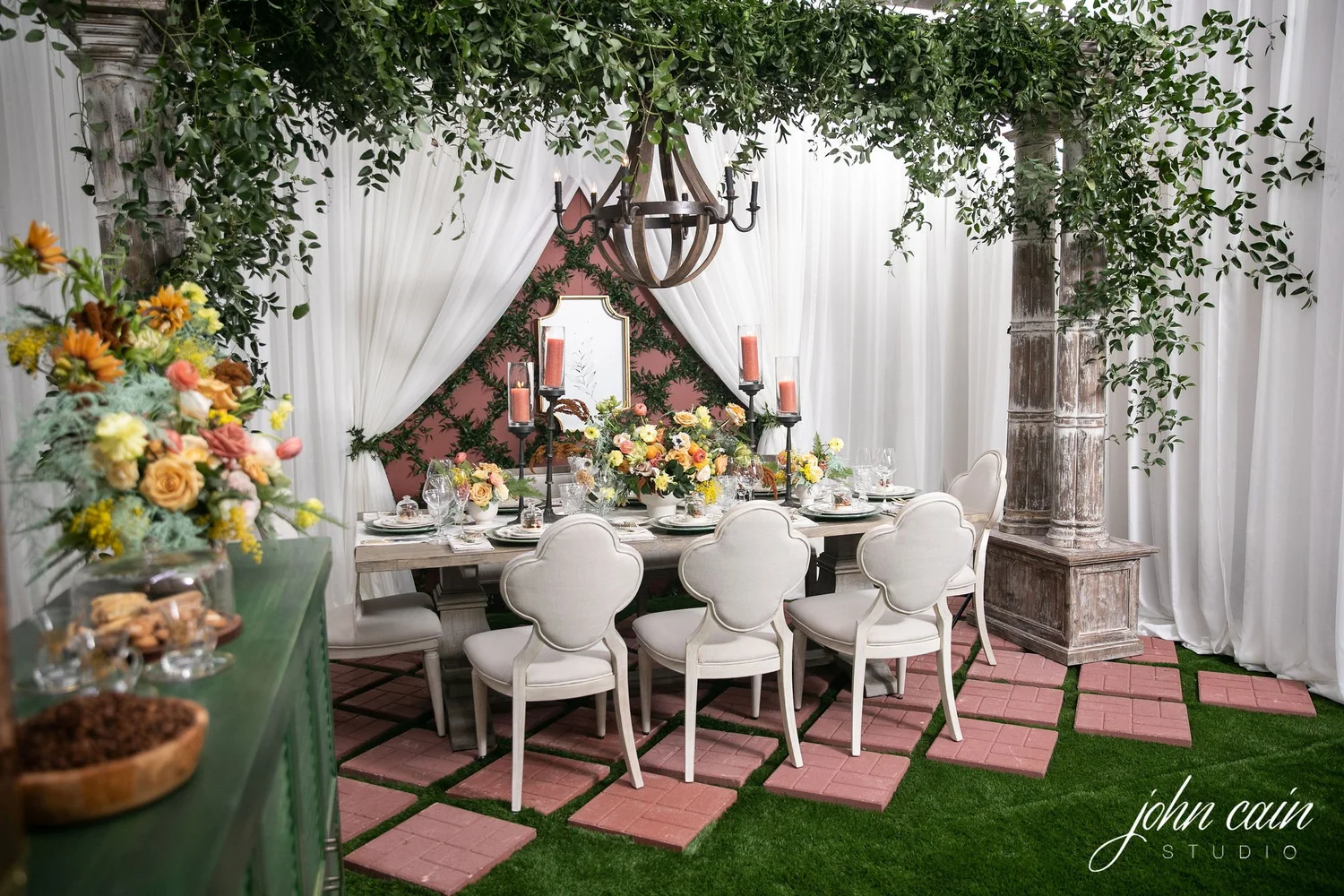 Styled Shoots - Dining Al Fresco