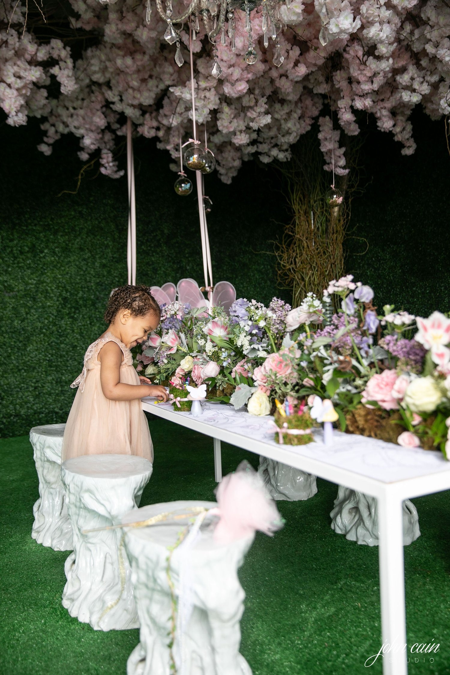 Styled Shoots - Feminine Garden