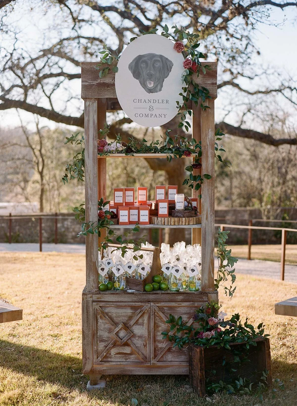 Weddings - COMMODORE PERRY ESTATE AUSTIN, TEXAS